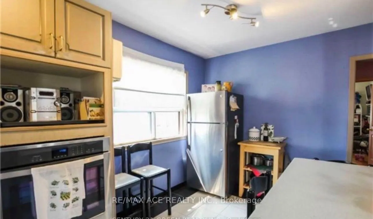 18 Roseglor Crescent