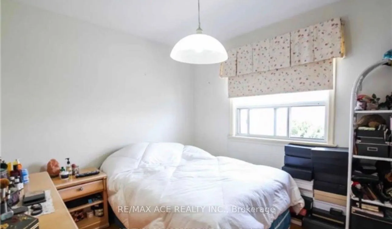 18 Roseglor Crescent
