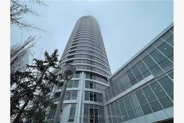 181 Village Green Square