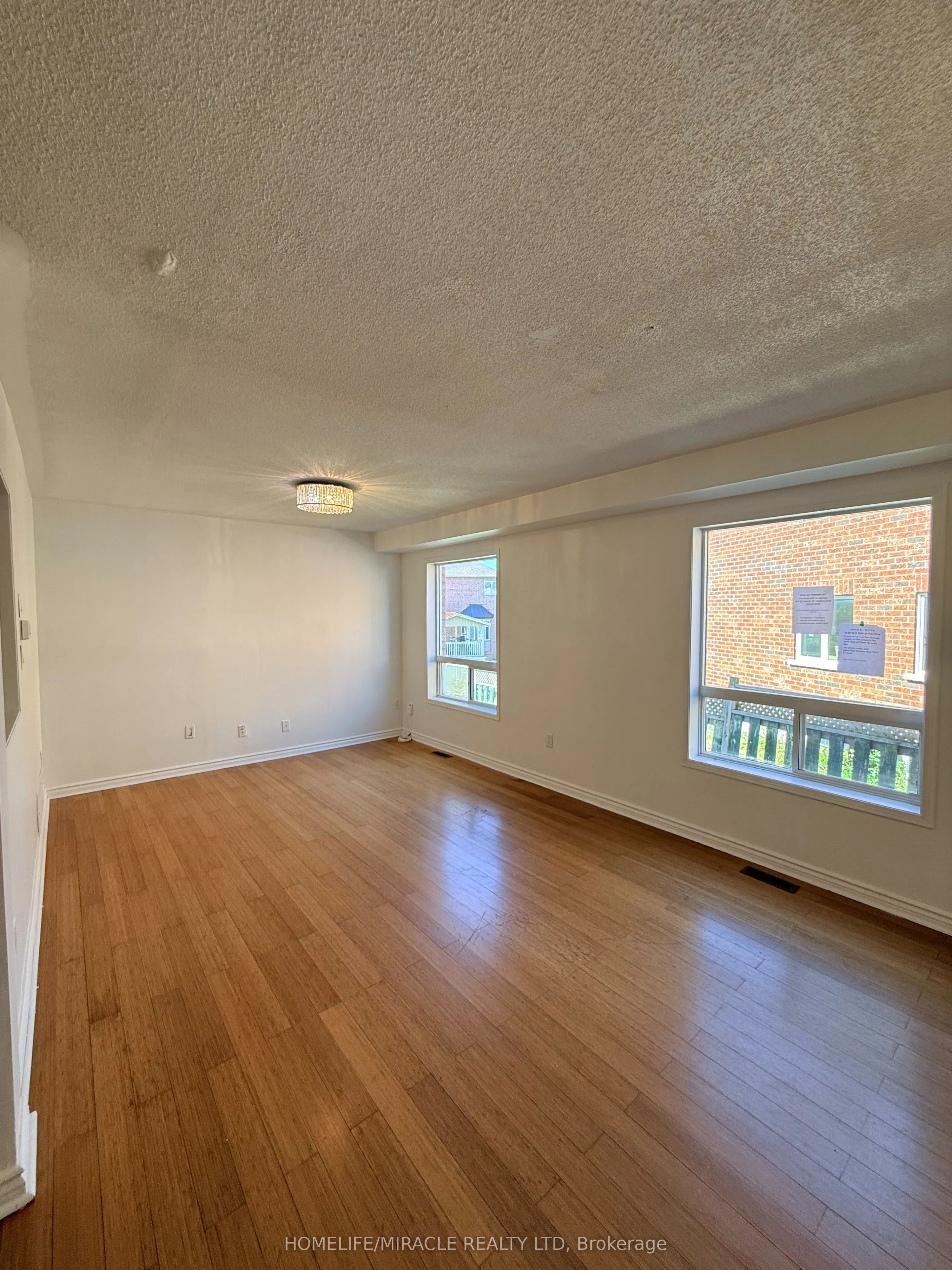 102 Misty Hills Trail