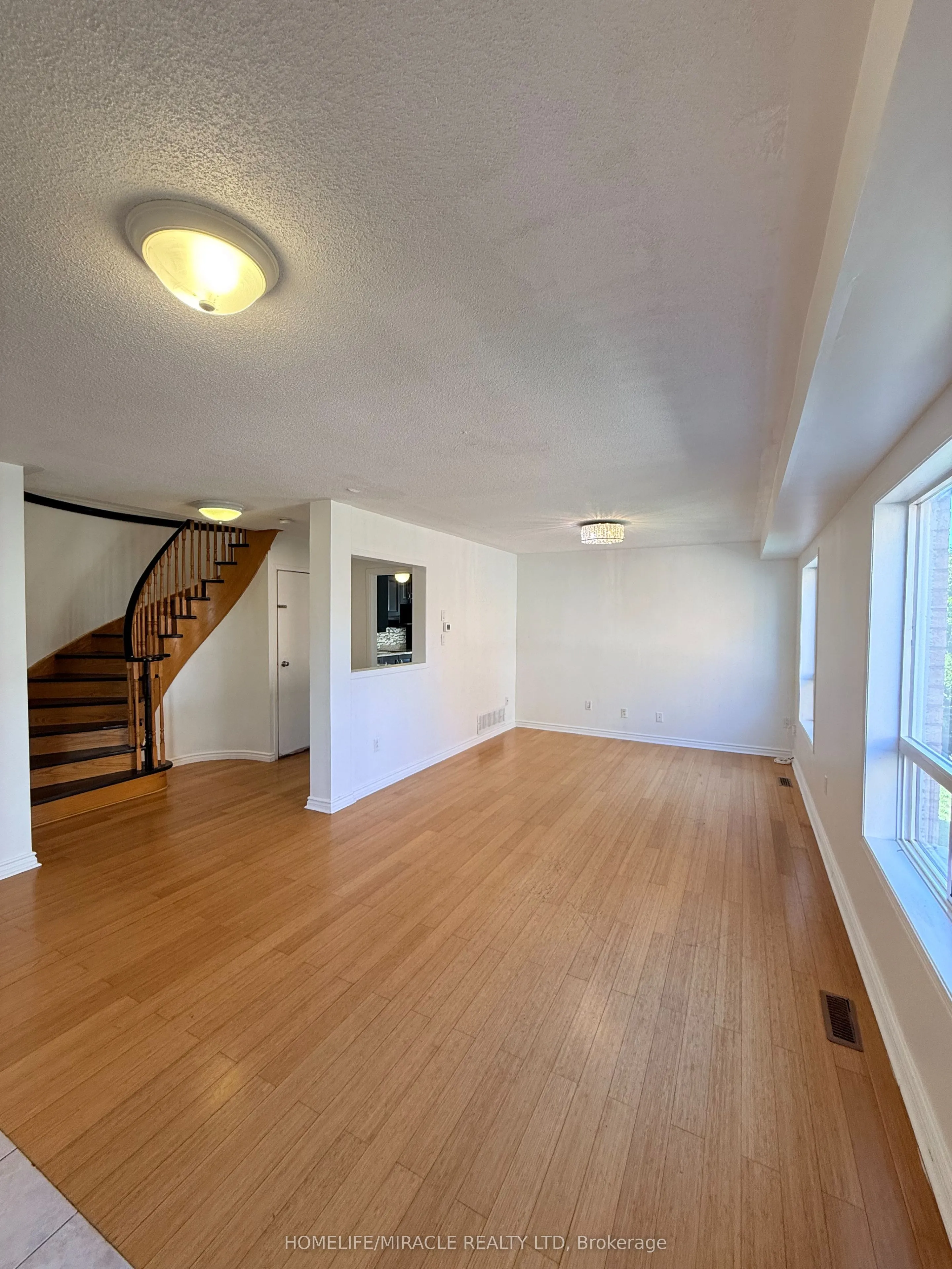 102 Misty Hills Trail
