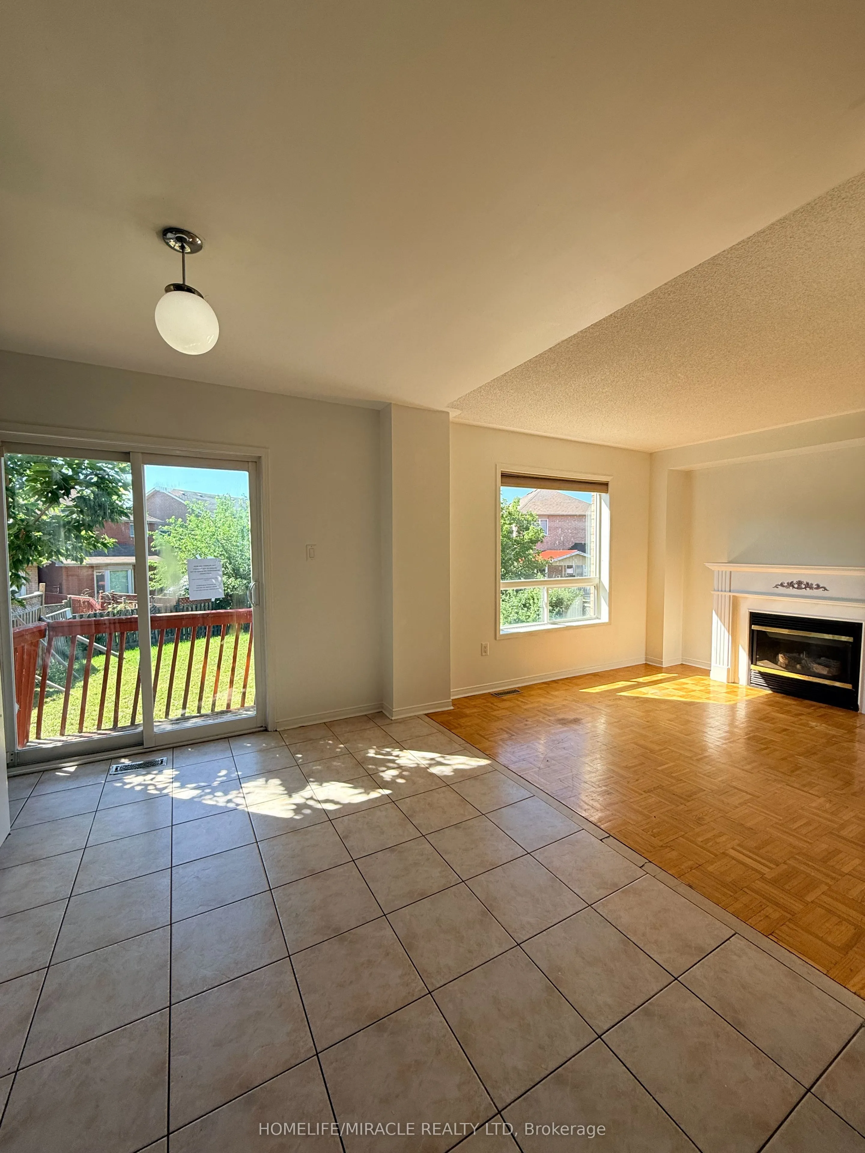 102 Misty Hills Trail
