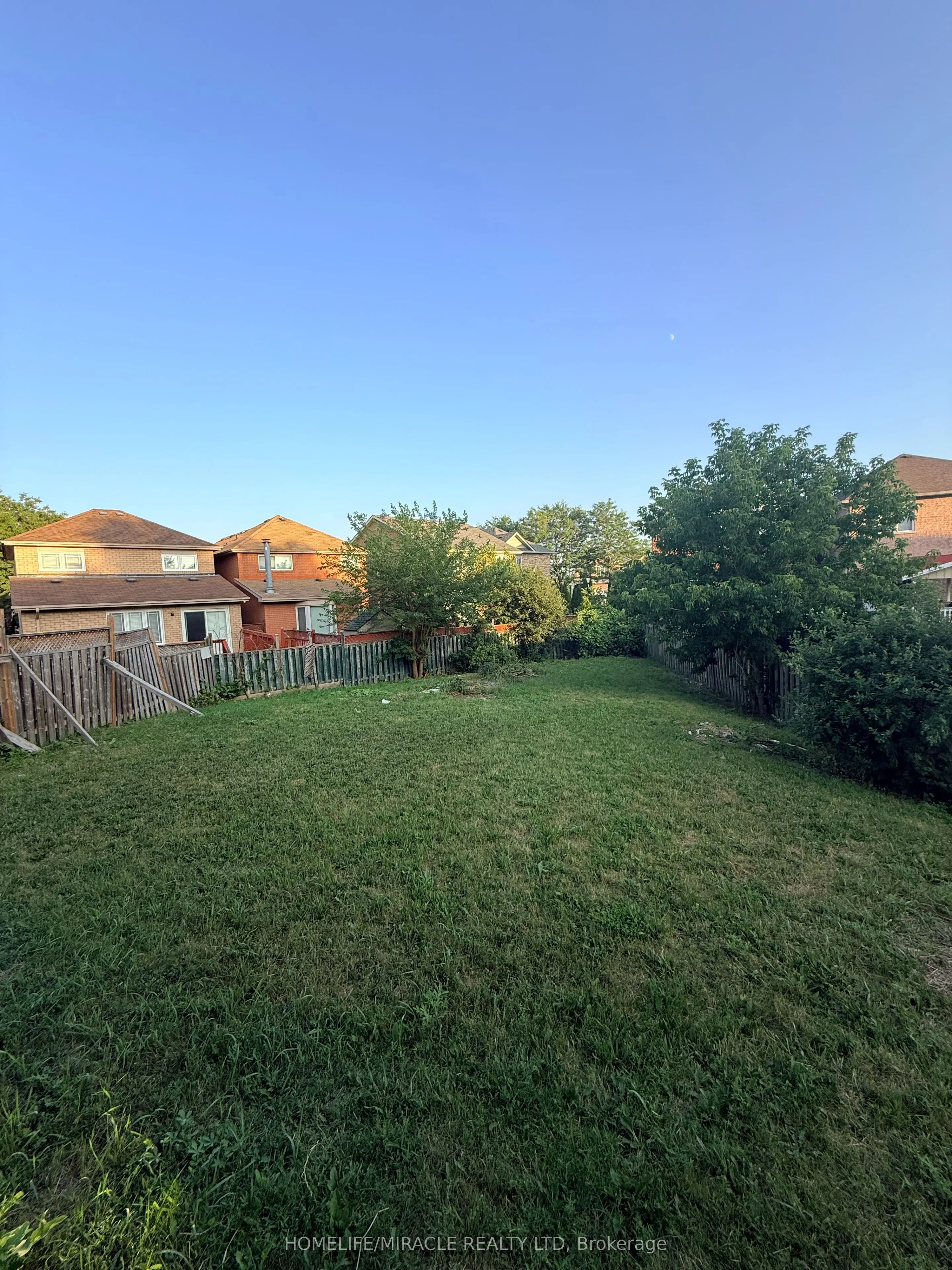 102 Misty Hills Trail