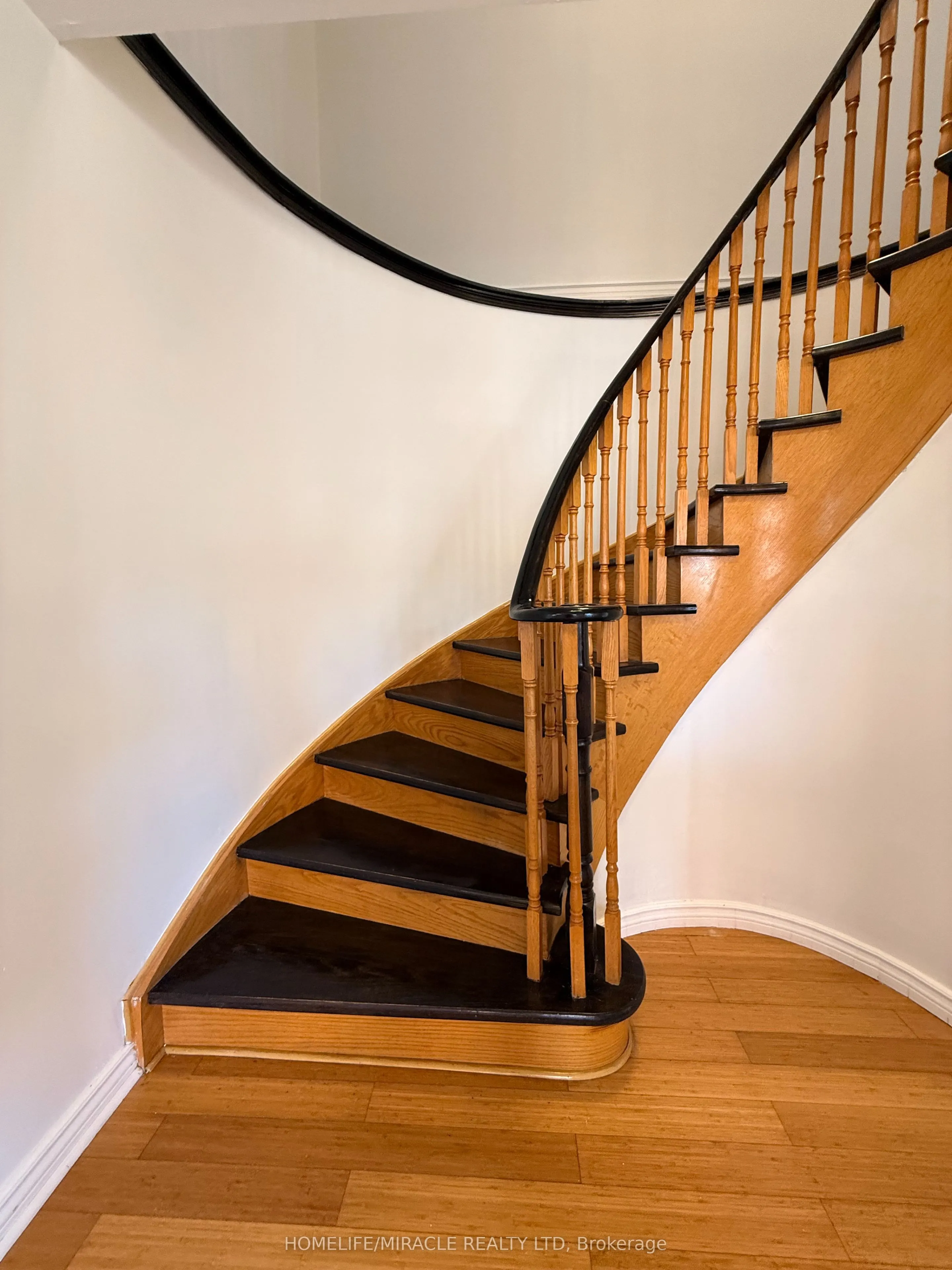 102 Misty Hills Trail