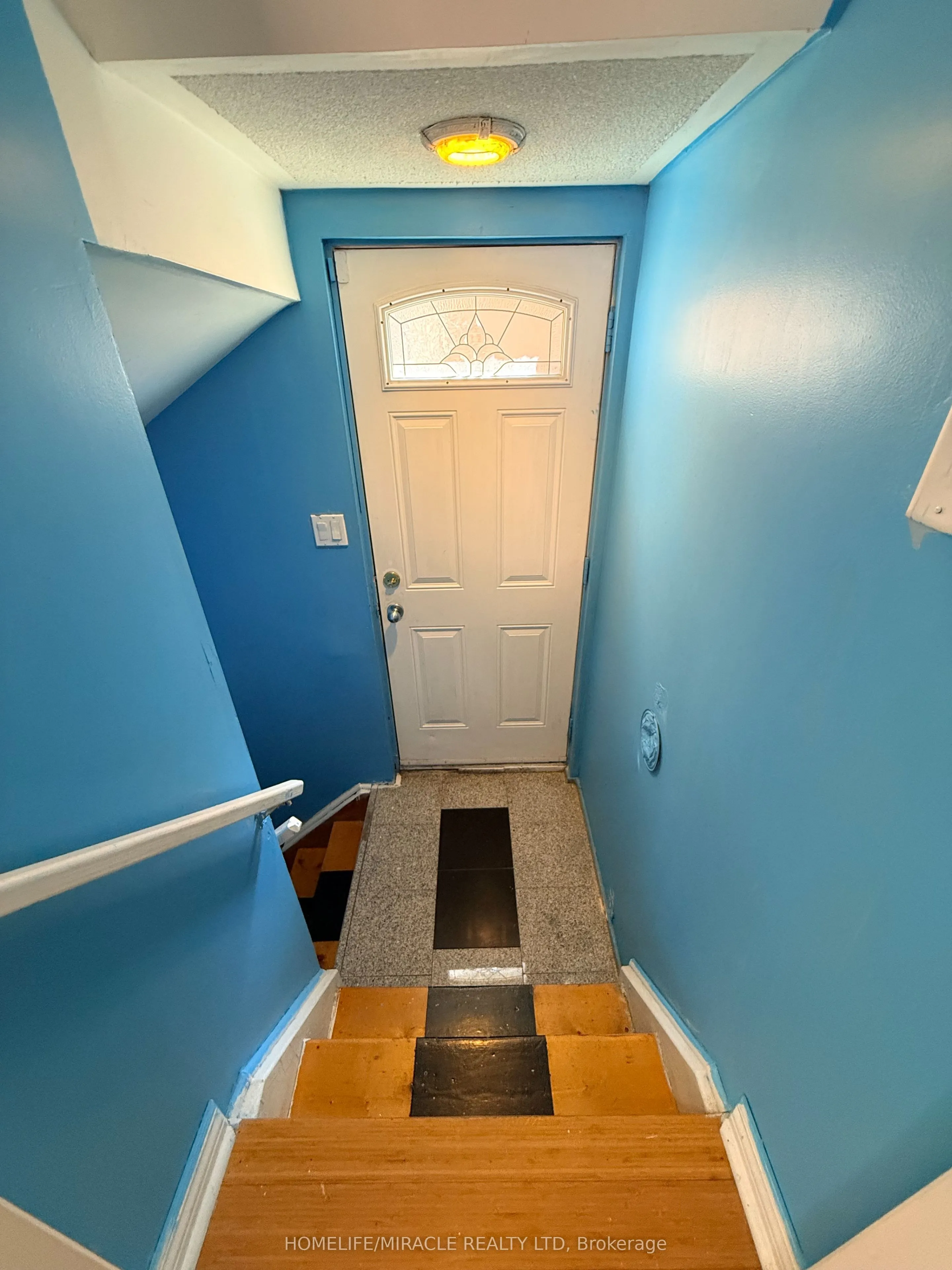 102 Misty Hills Trail