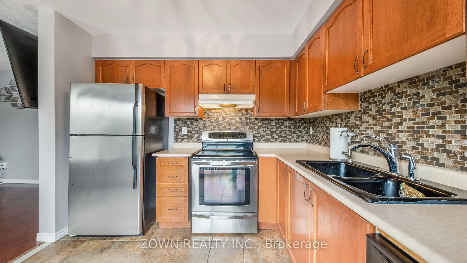 95 Allworth Crescent