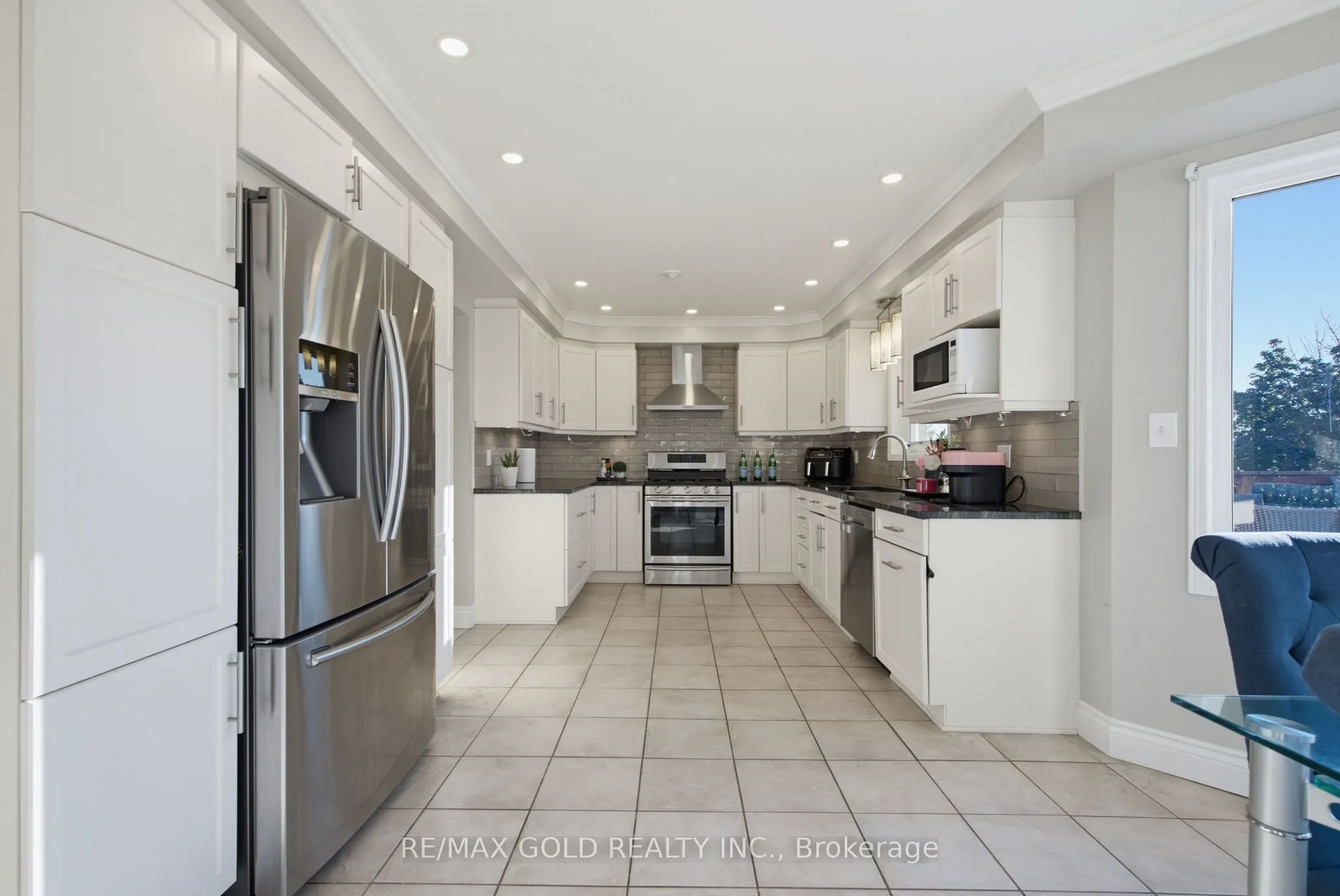 38 Silverbirch Place