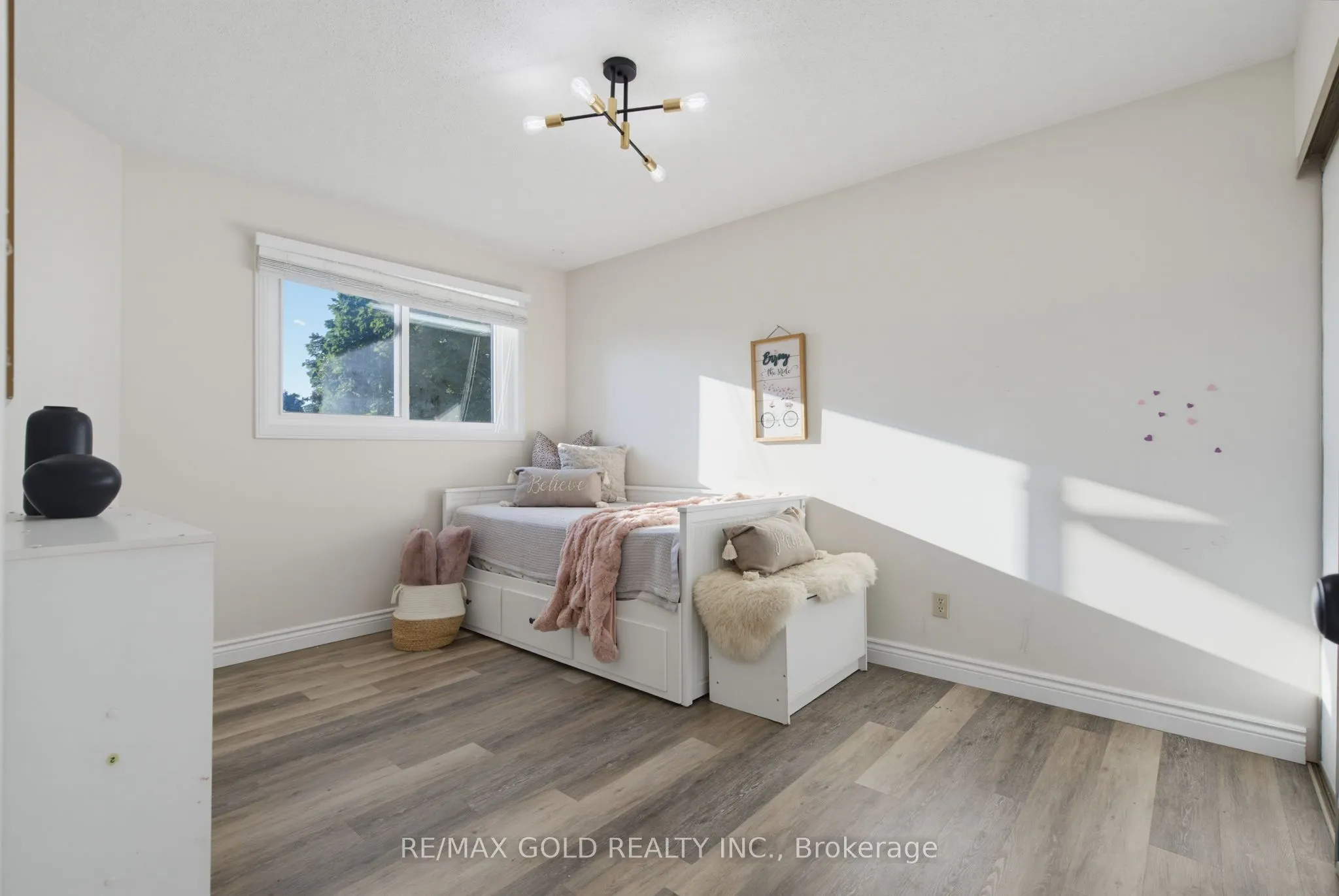 38 Silverbirch Place