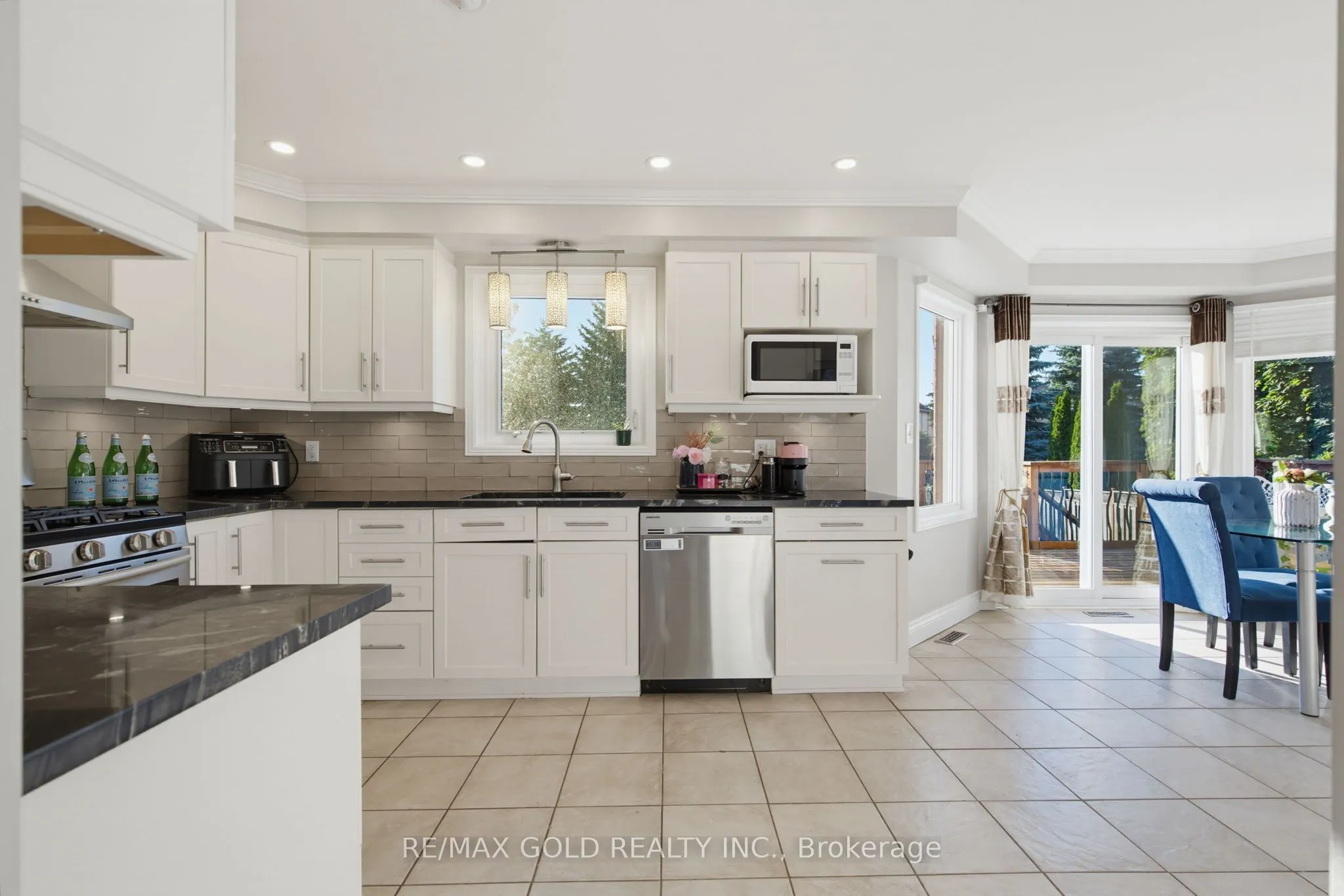 38 Silverbirch Place