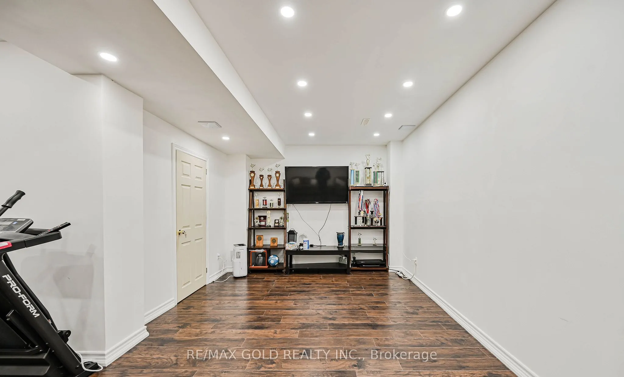 7 Bellotti Crescent