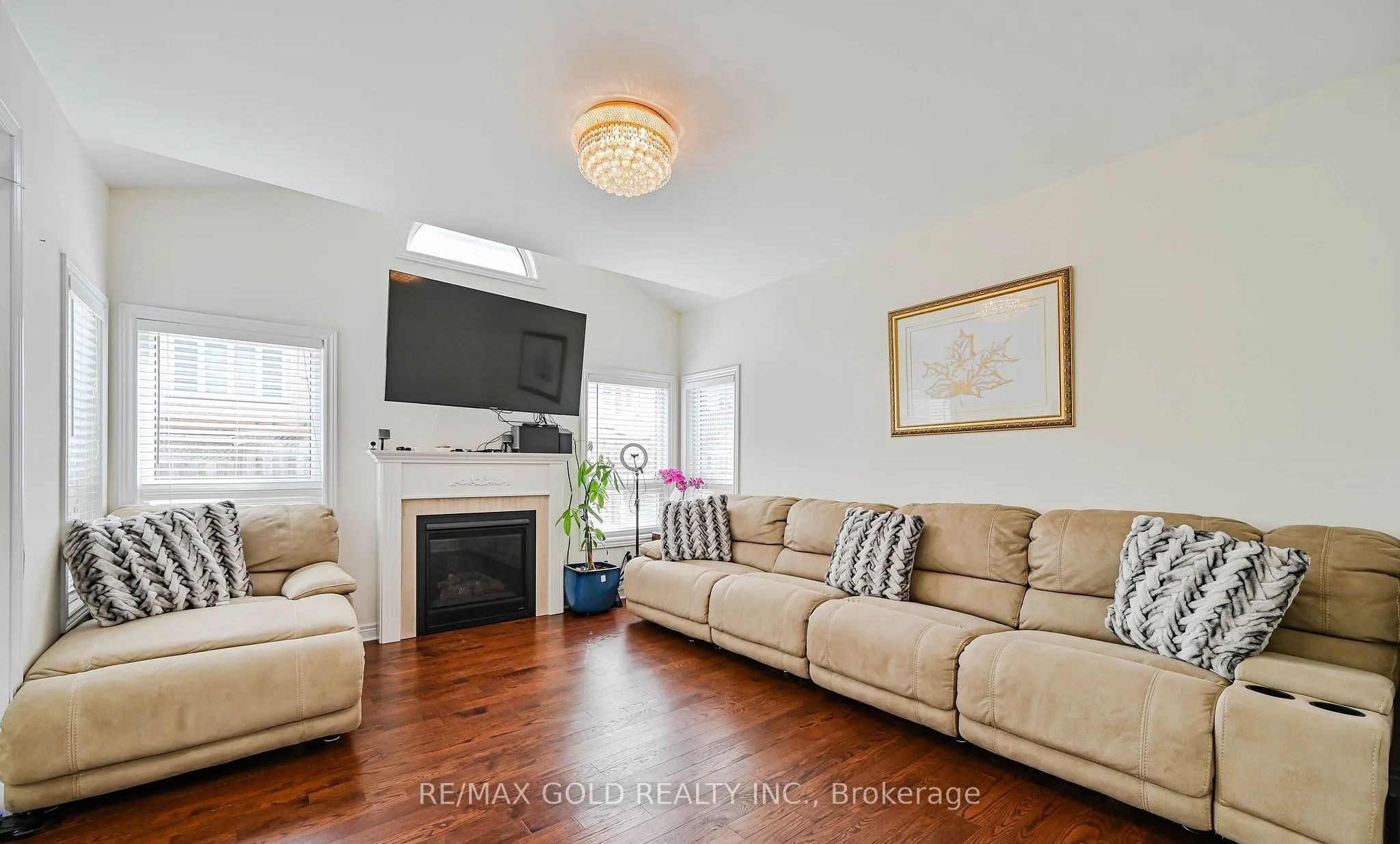 7 Bellotti Crescent