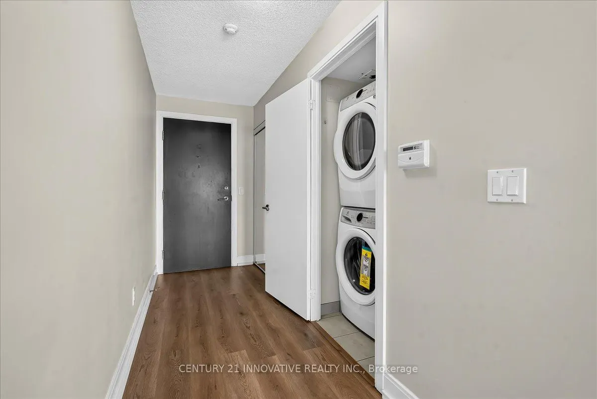125 Village Green Square #3501