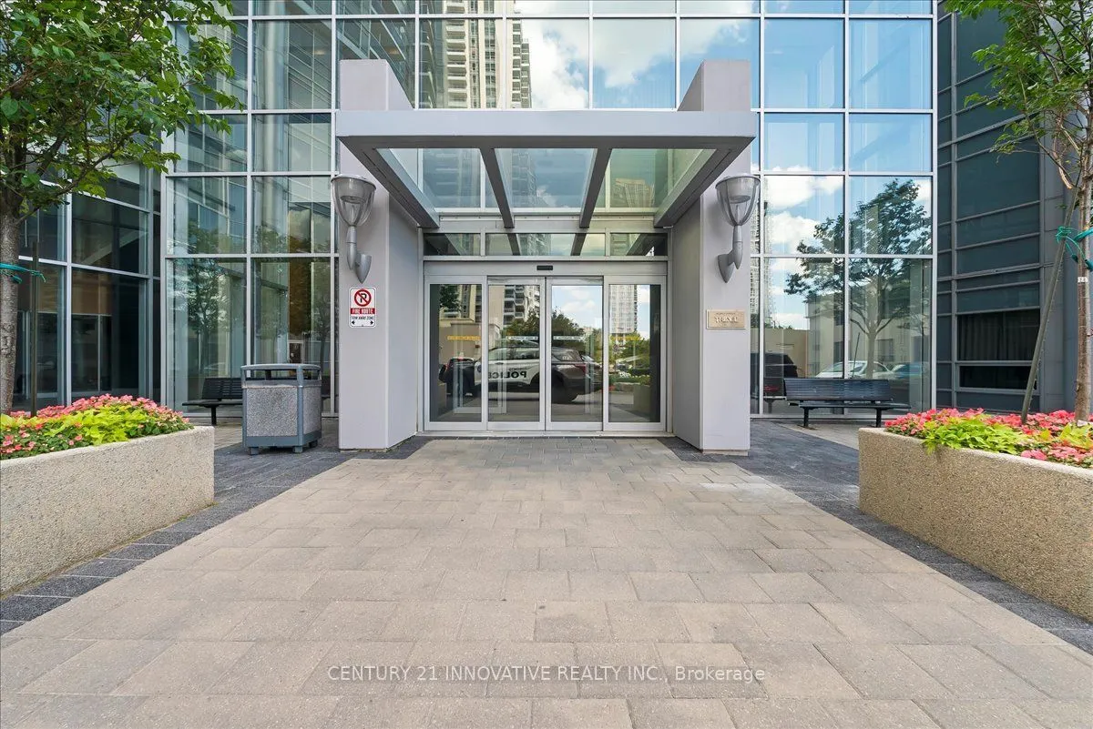 125 Village Green Square #3501