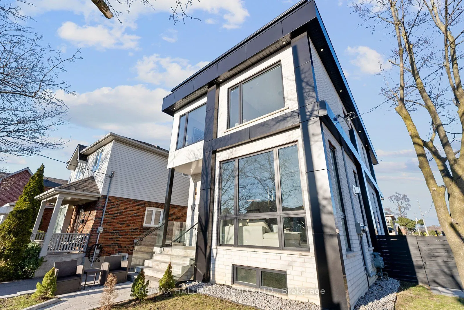 171 Durant Avenue