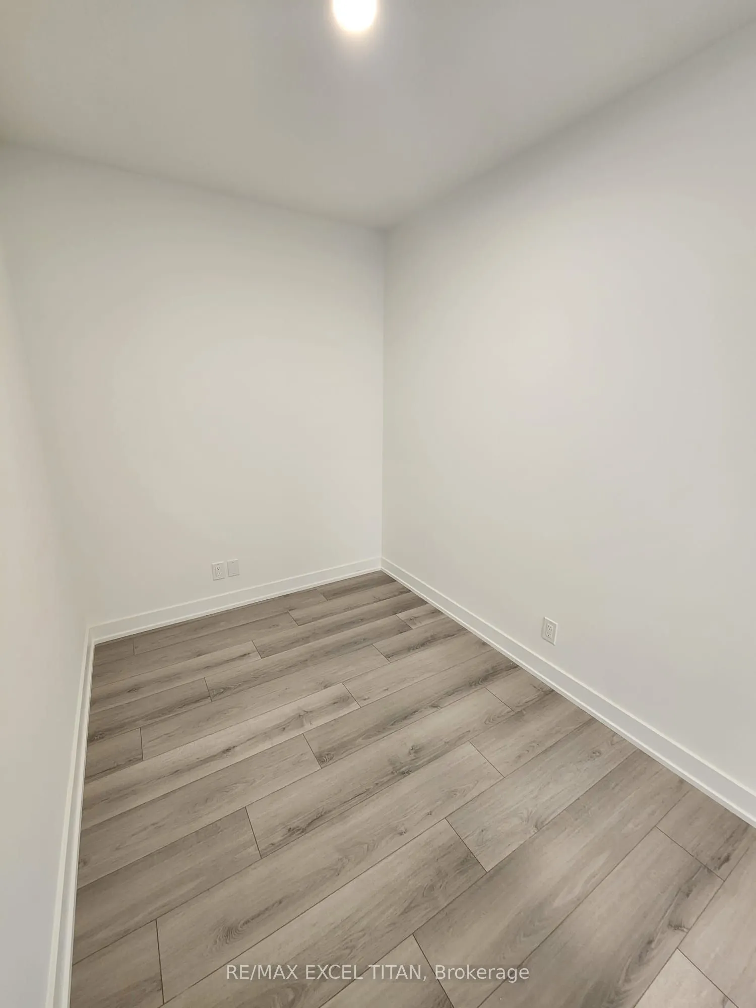 20 Deans Drive S #307