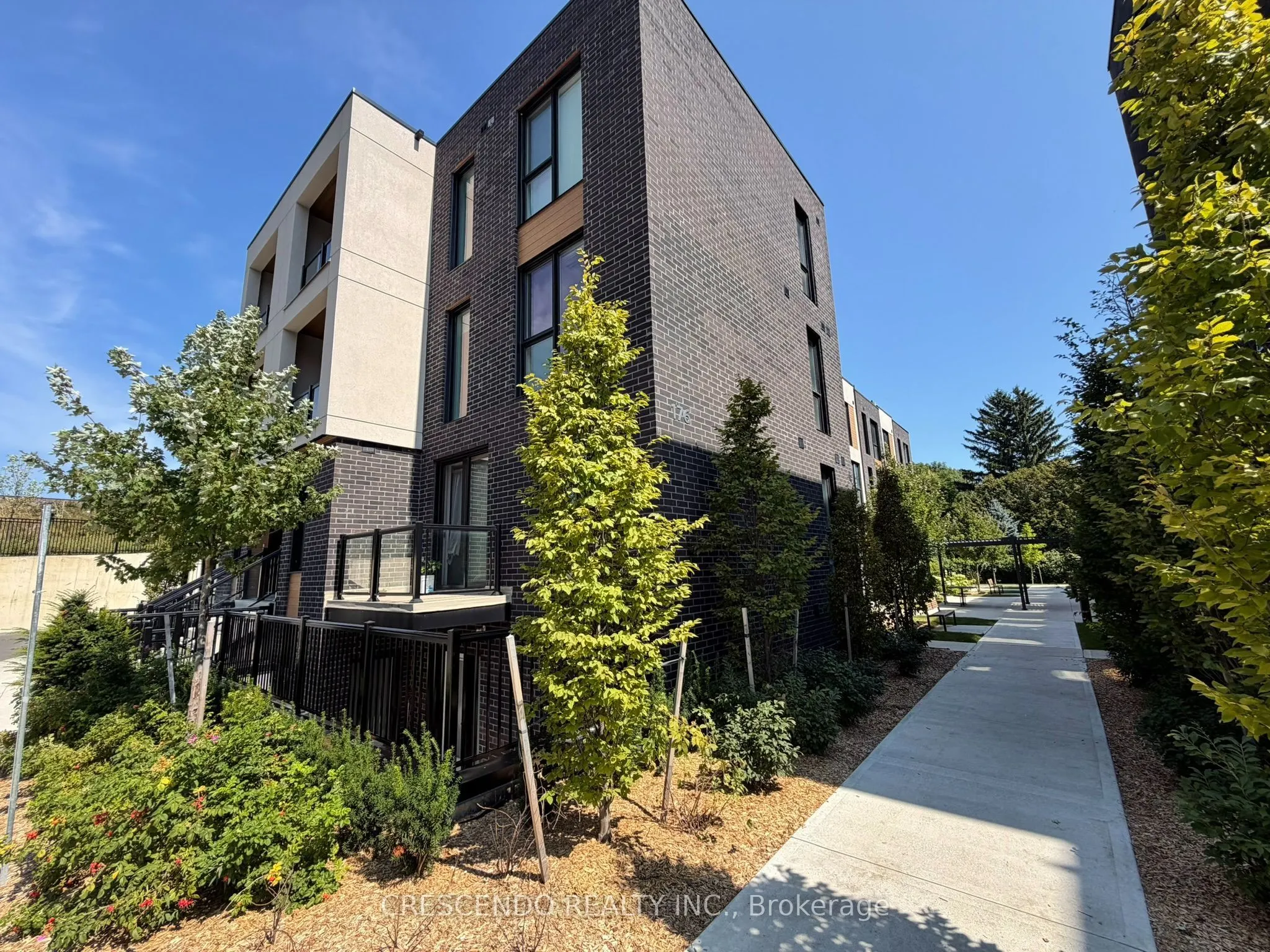 176 Clonmore Drive #8