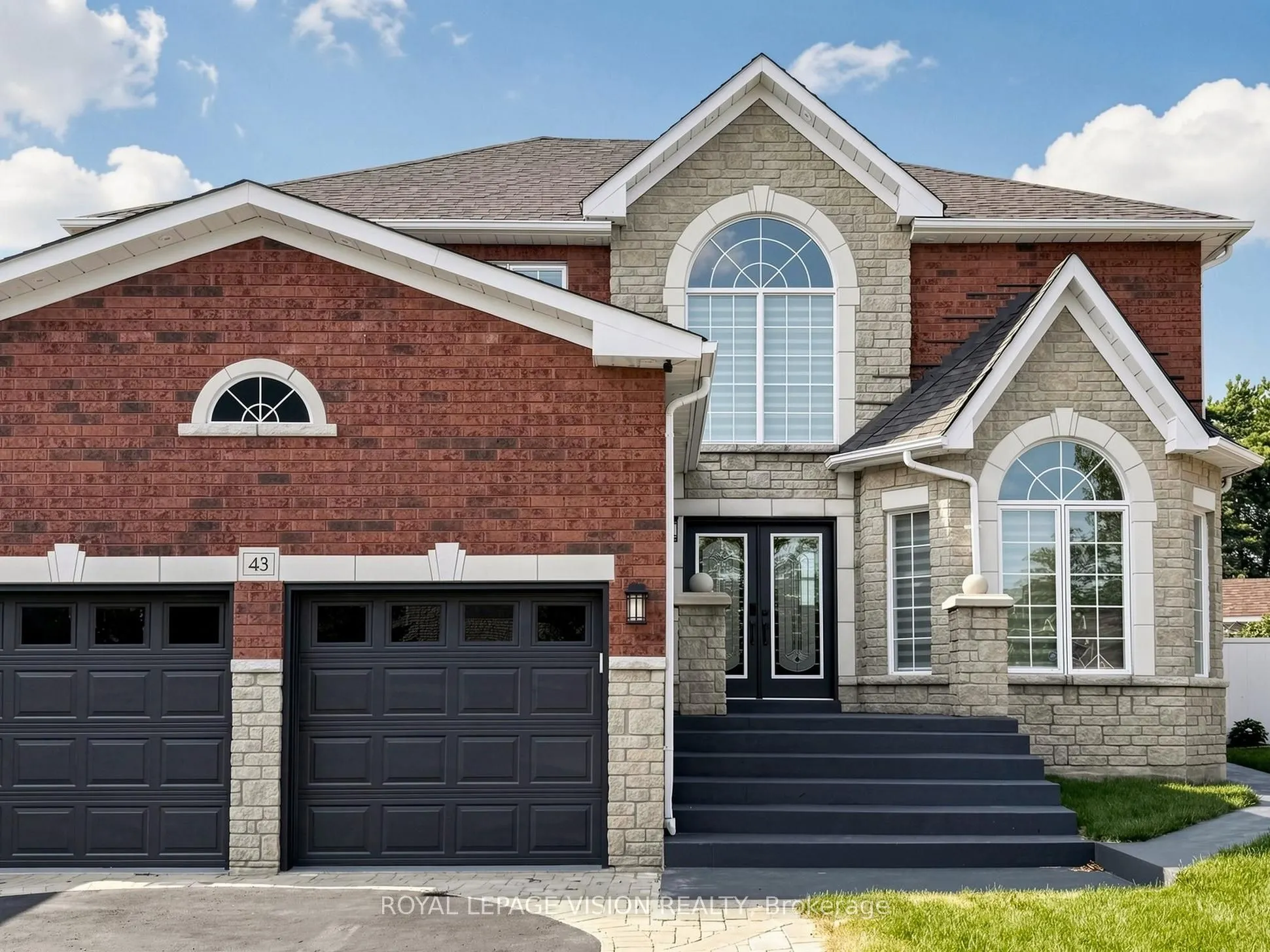 43 Mac Carl Crescent