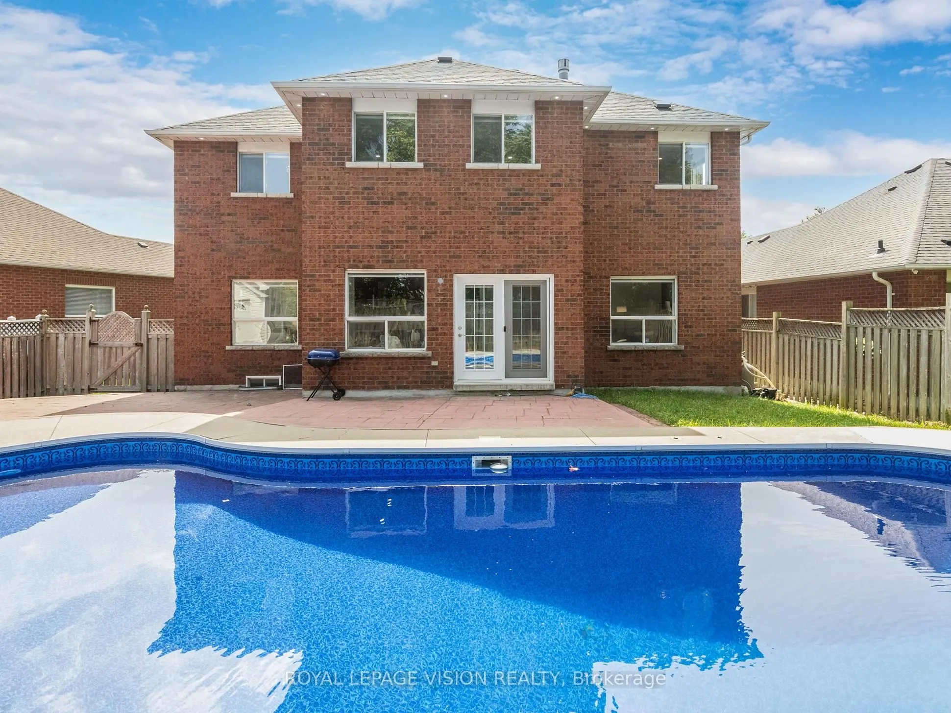 43 Mac Carl Crescent