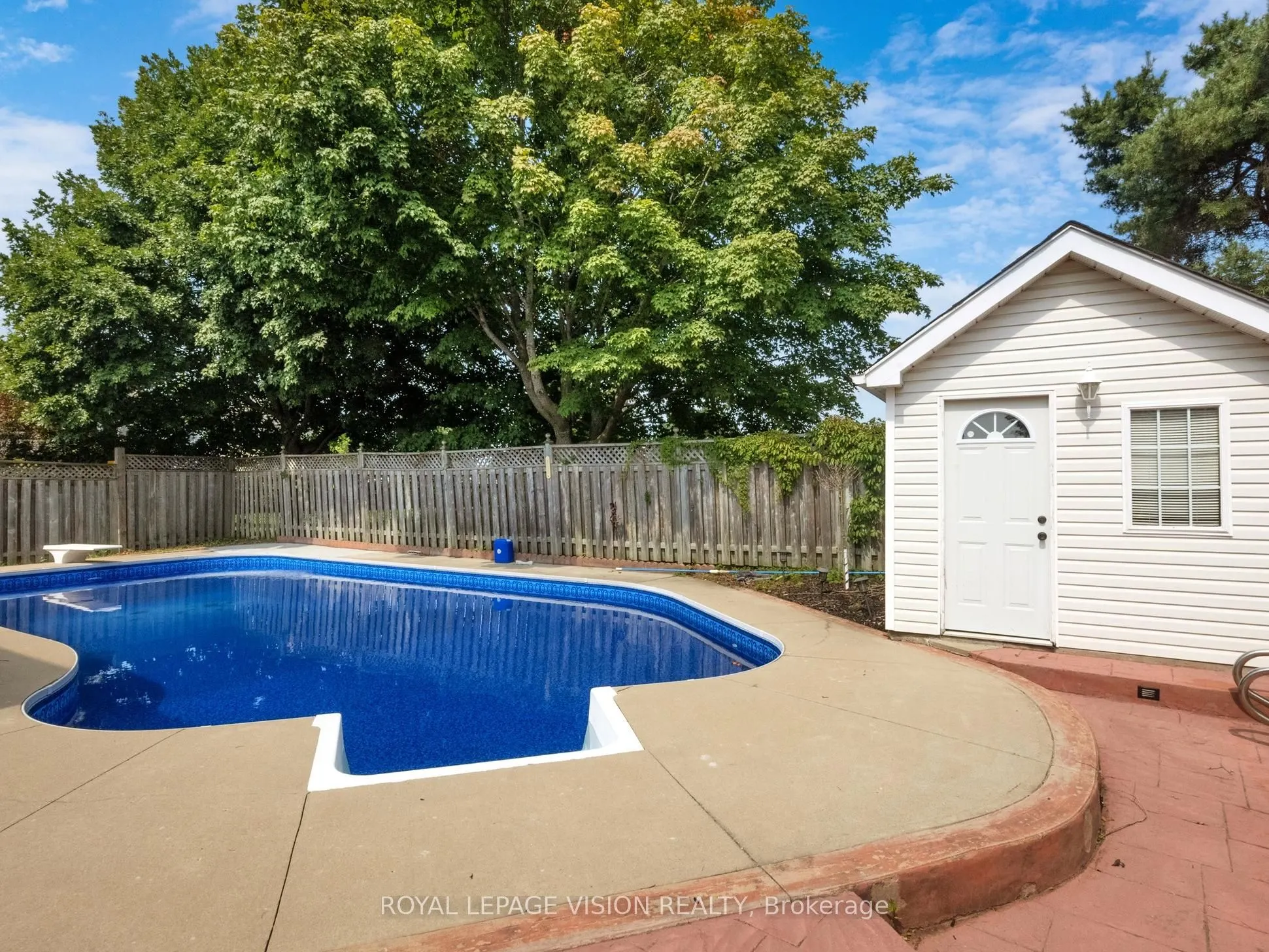 43 Mac Carl Crescent