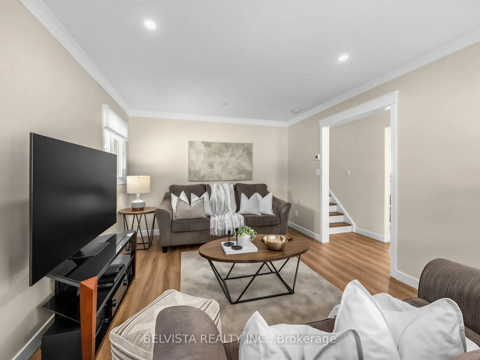 7 Agate Road