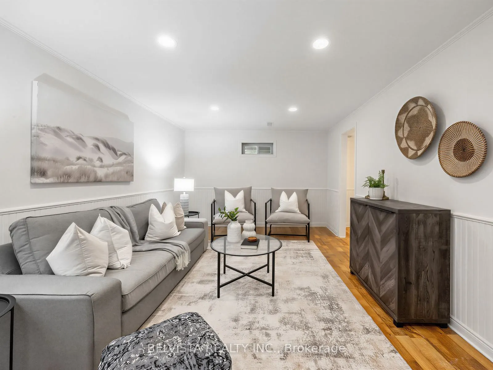 7 Agate Road