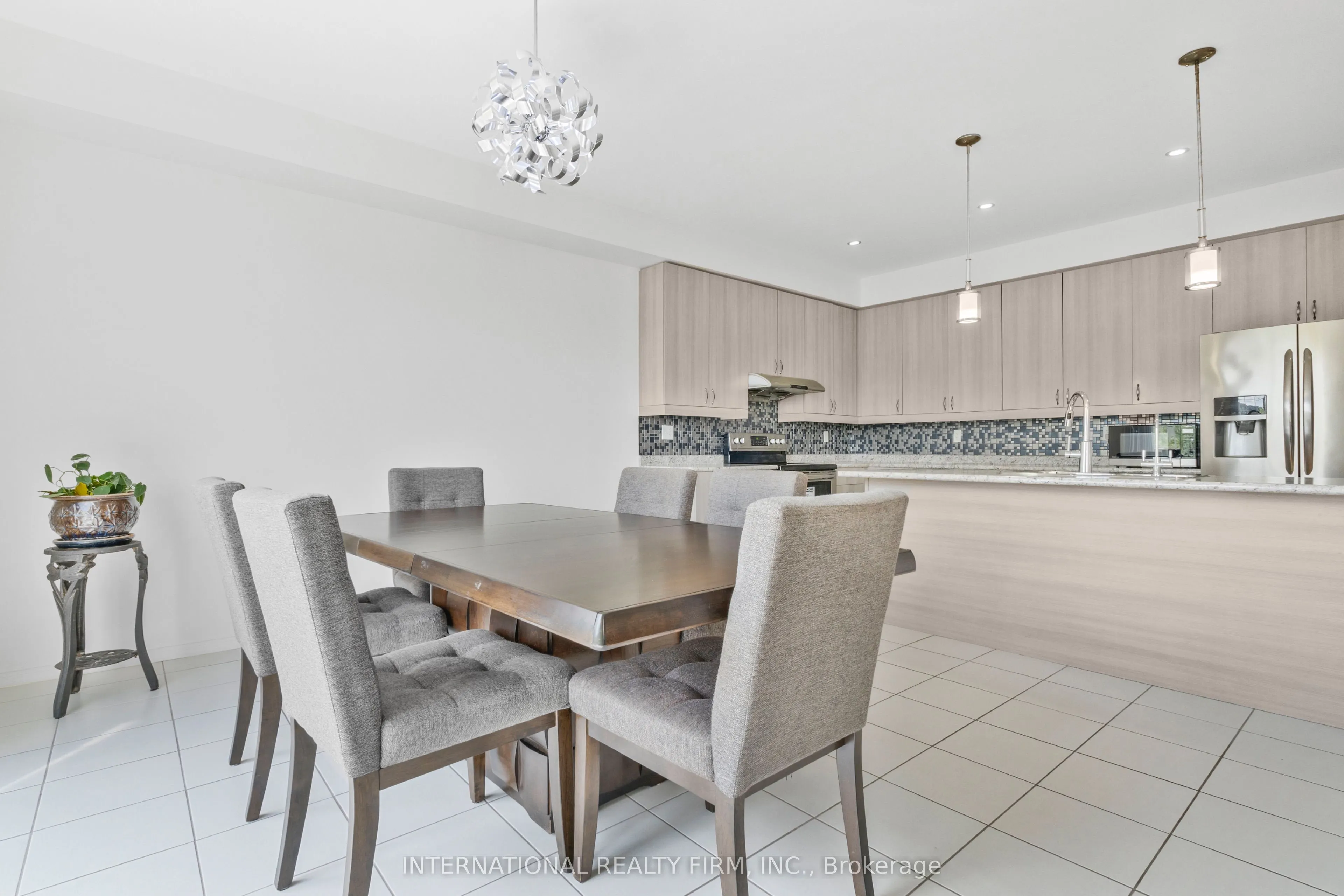 2537 Snow Knight Drive