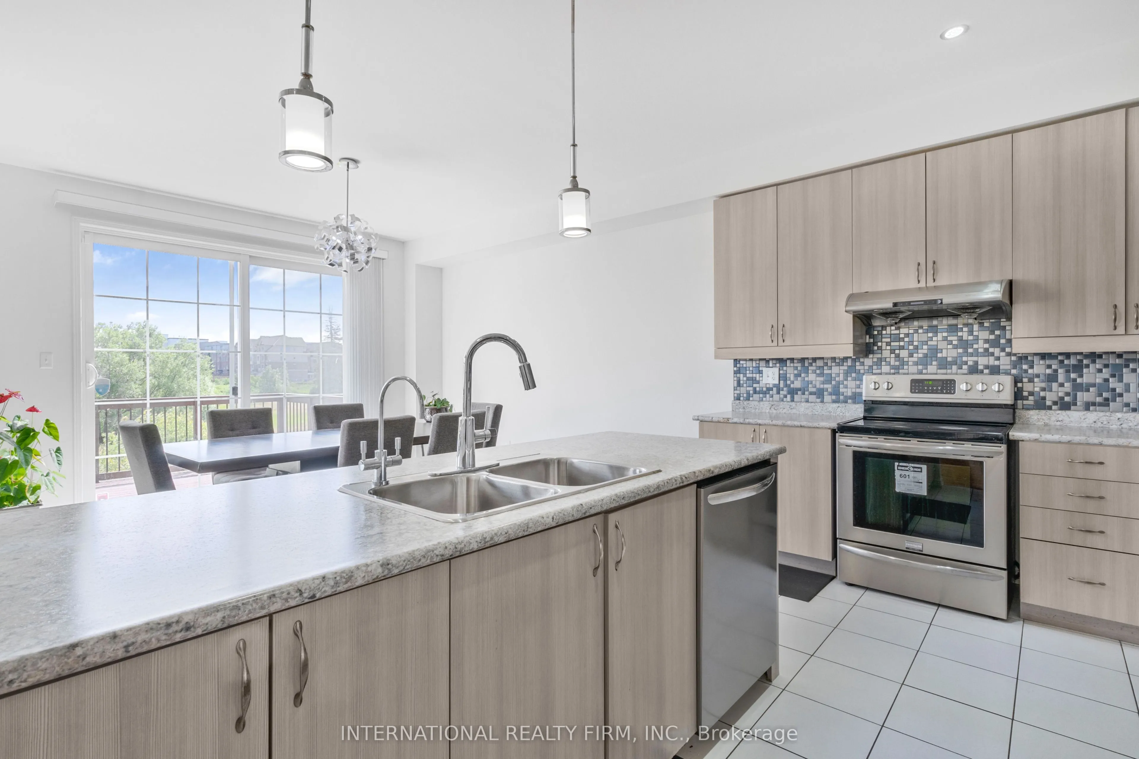 2537 Snow Knight Drive