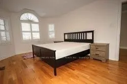 6 Mirrow Court