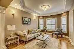6 Mirrow Court