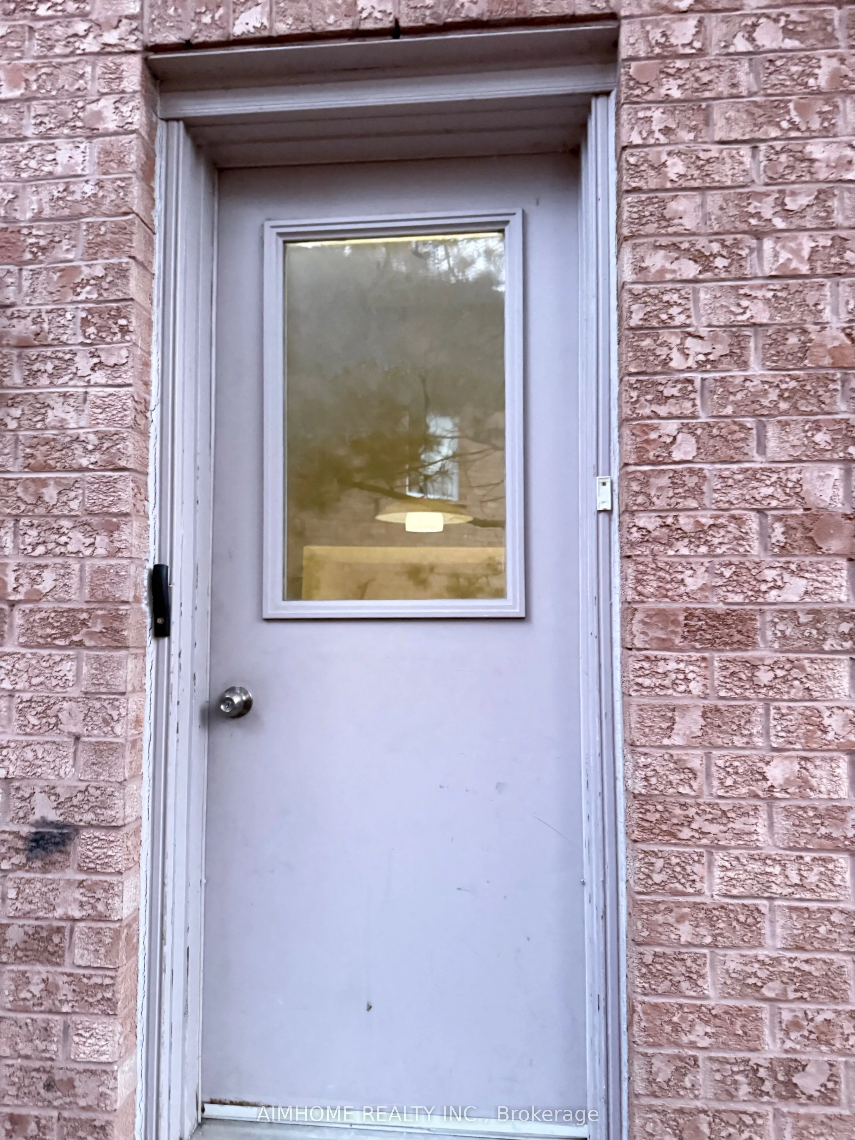 28 Heatherbank Trail #Basement unit#1