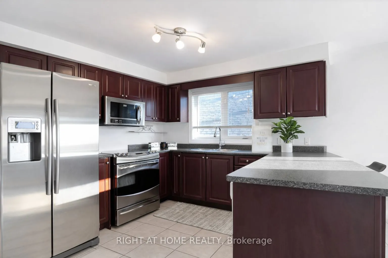 169 Dooley Crescent