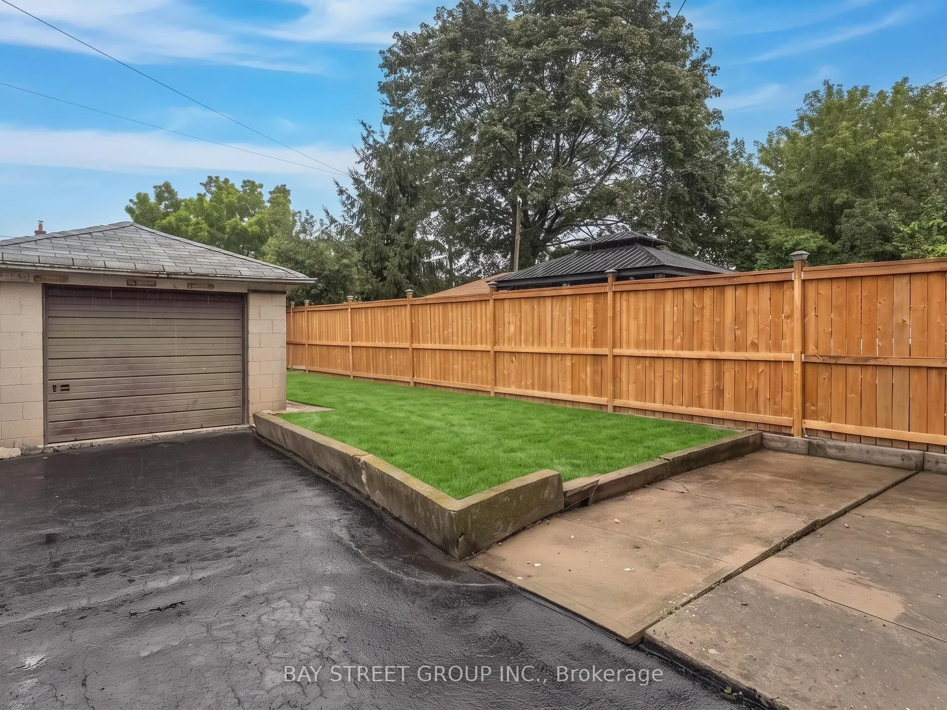 6 Moira Avenue