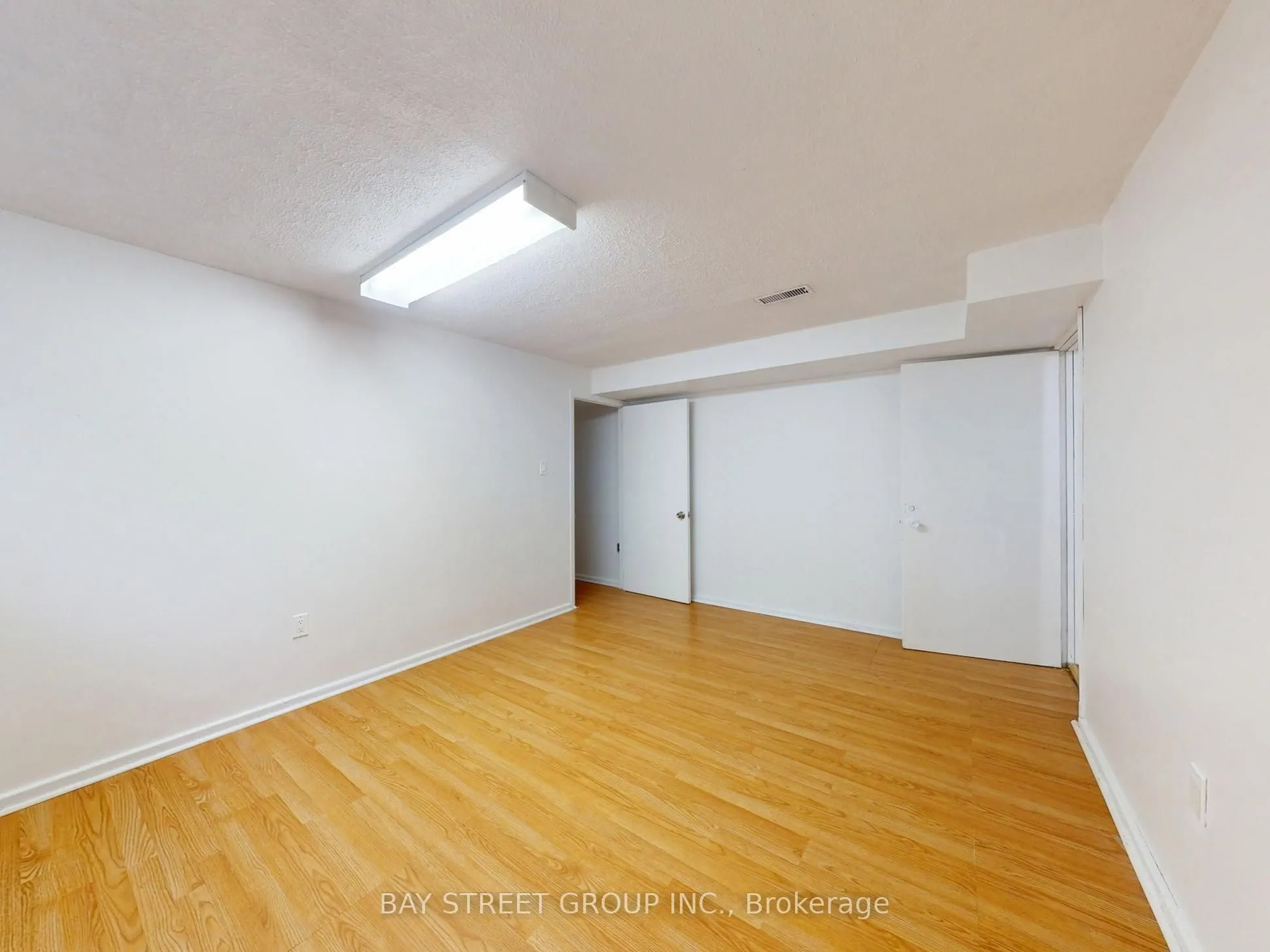 6 Moira Avenue