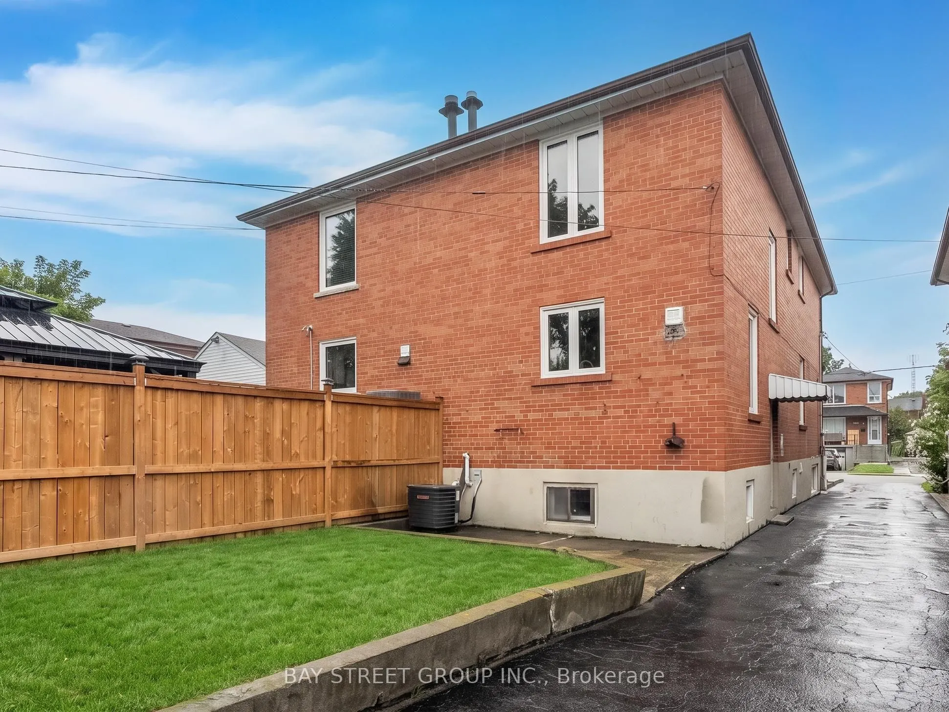6 Moira Avenue