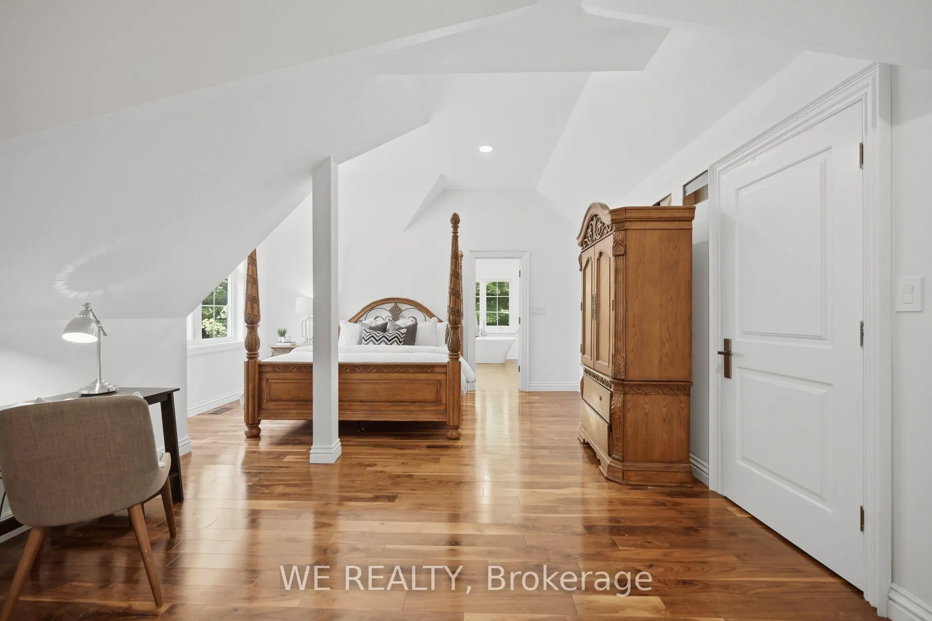 297 5th Concession Road W