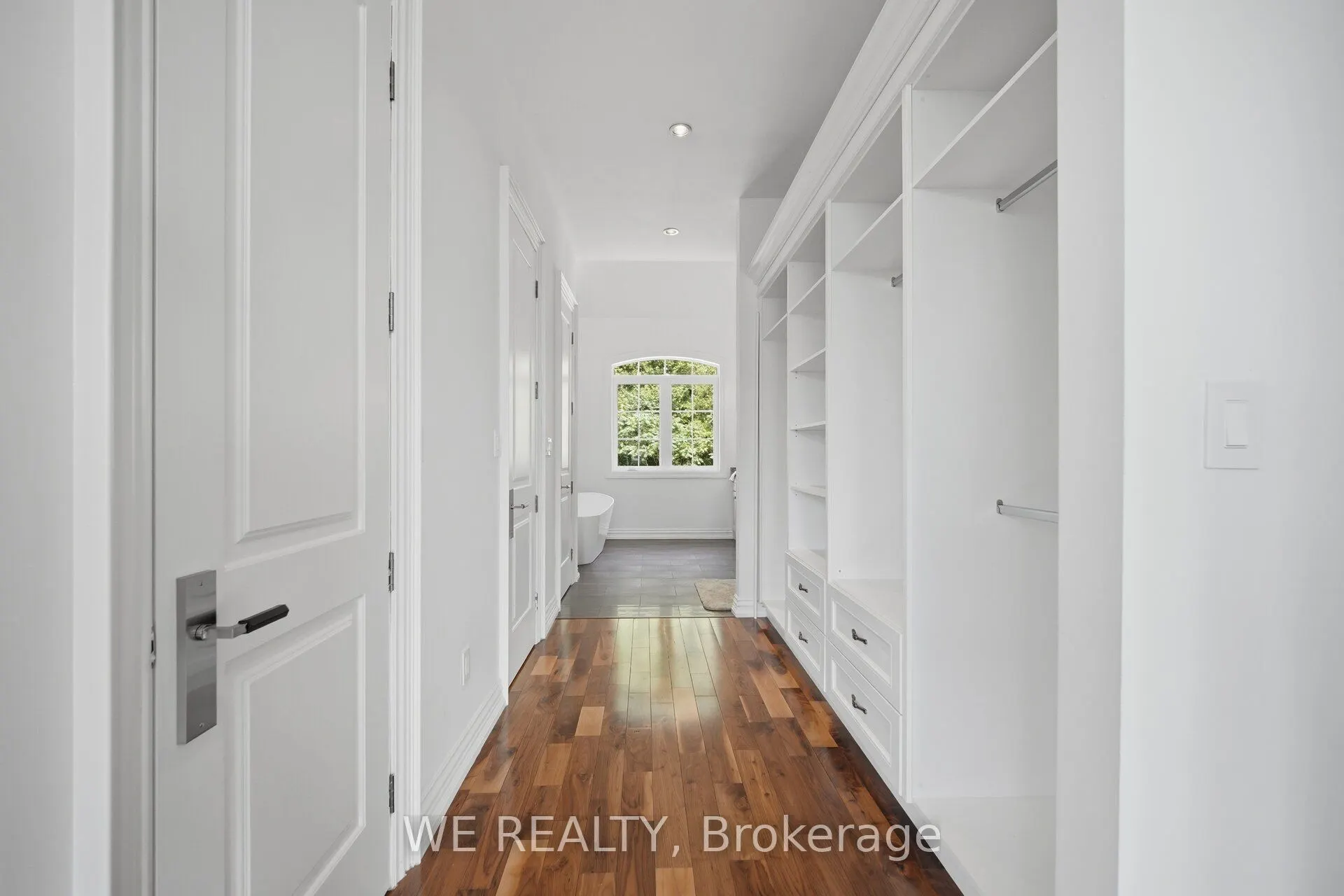 297 5th Concession Road W