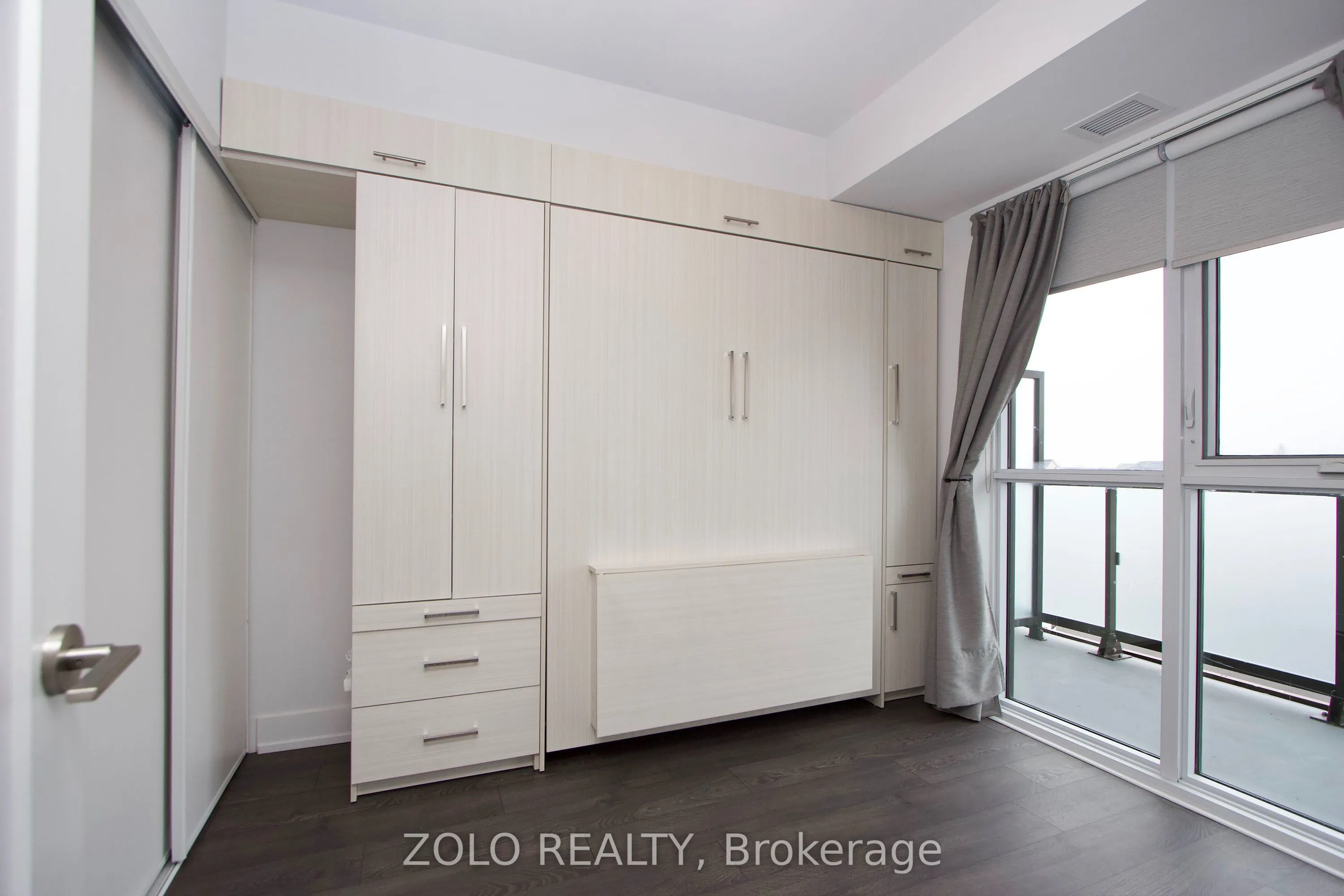 2550 Simcoe Street N #318