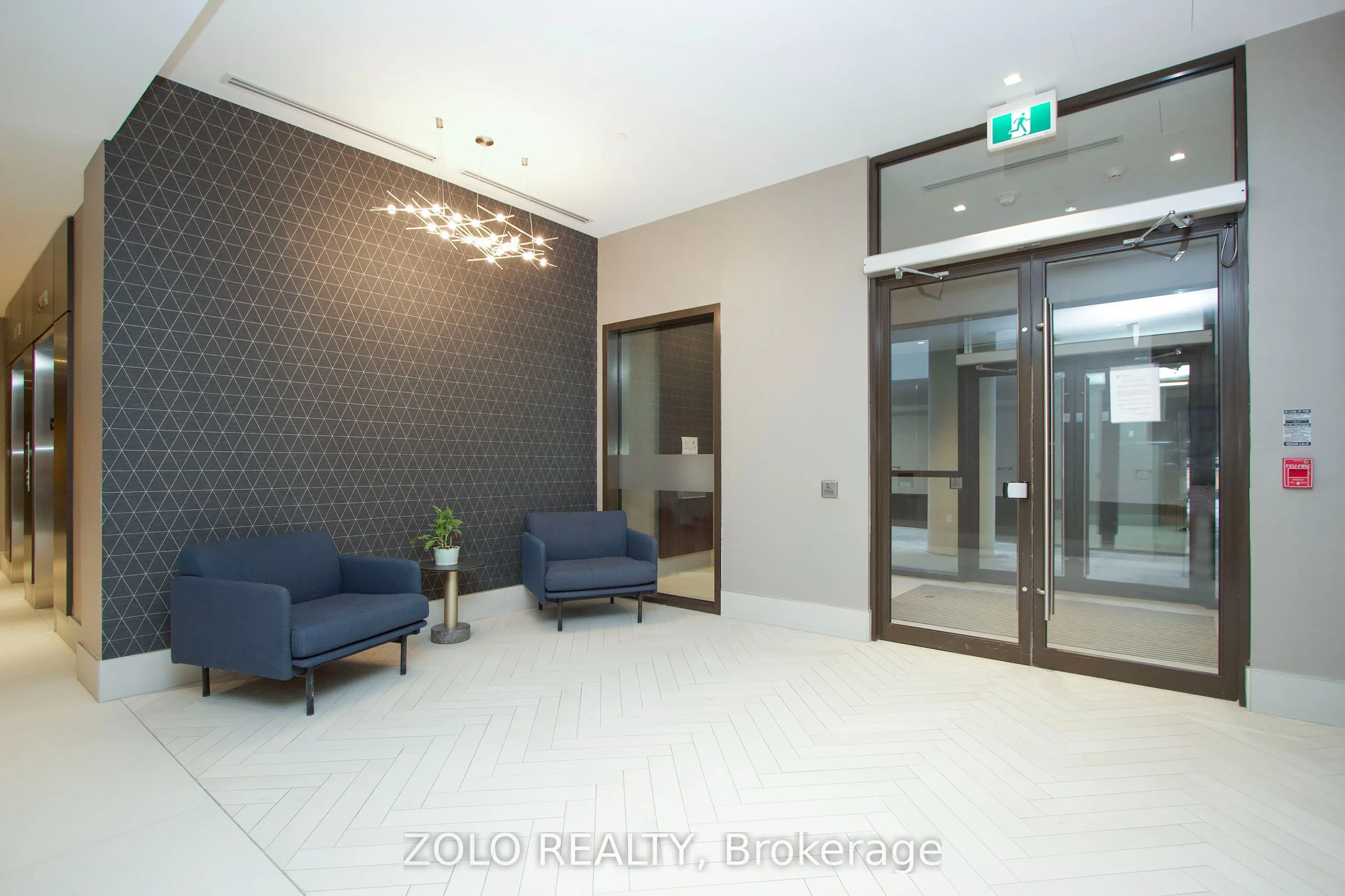 2550 Simcoe Street N #318