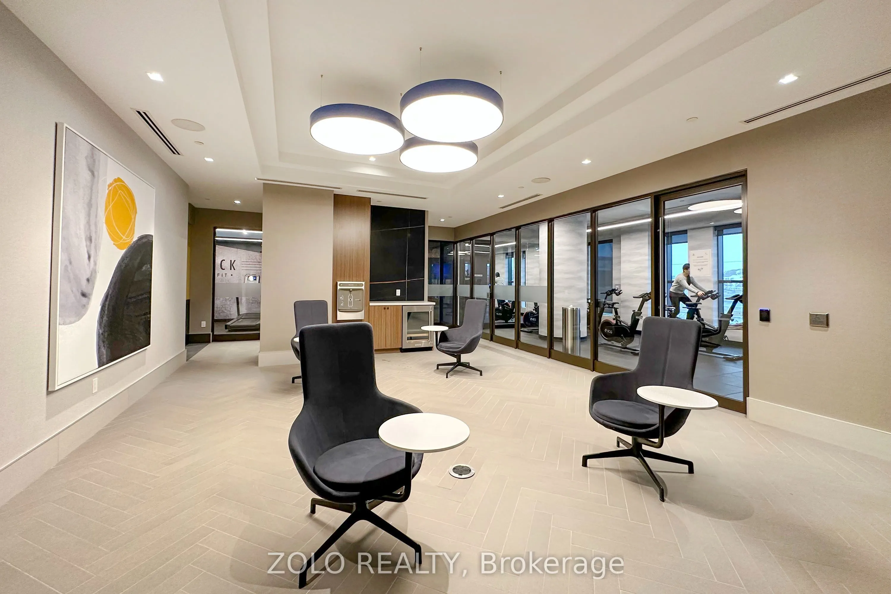 2550 Simcoe Street N #318