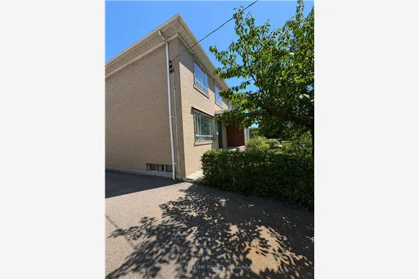 139 Vauxhall Drive