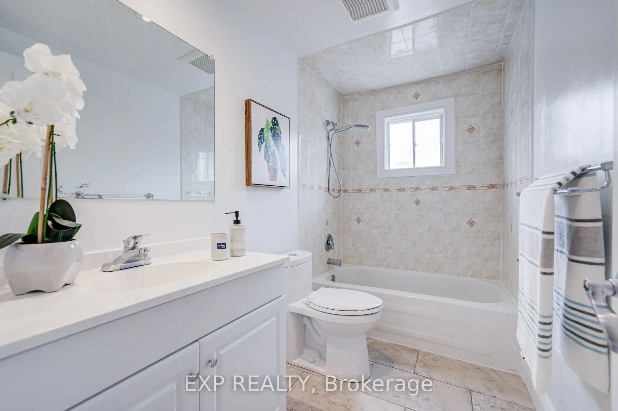1132 Cedarcroft Crescent