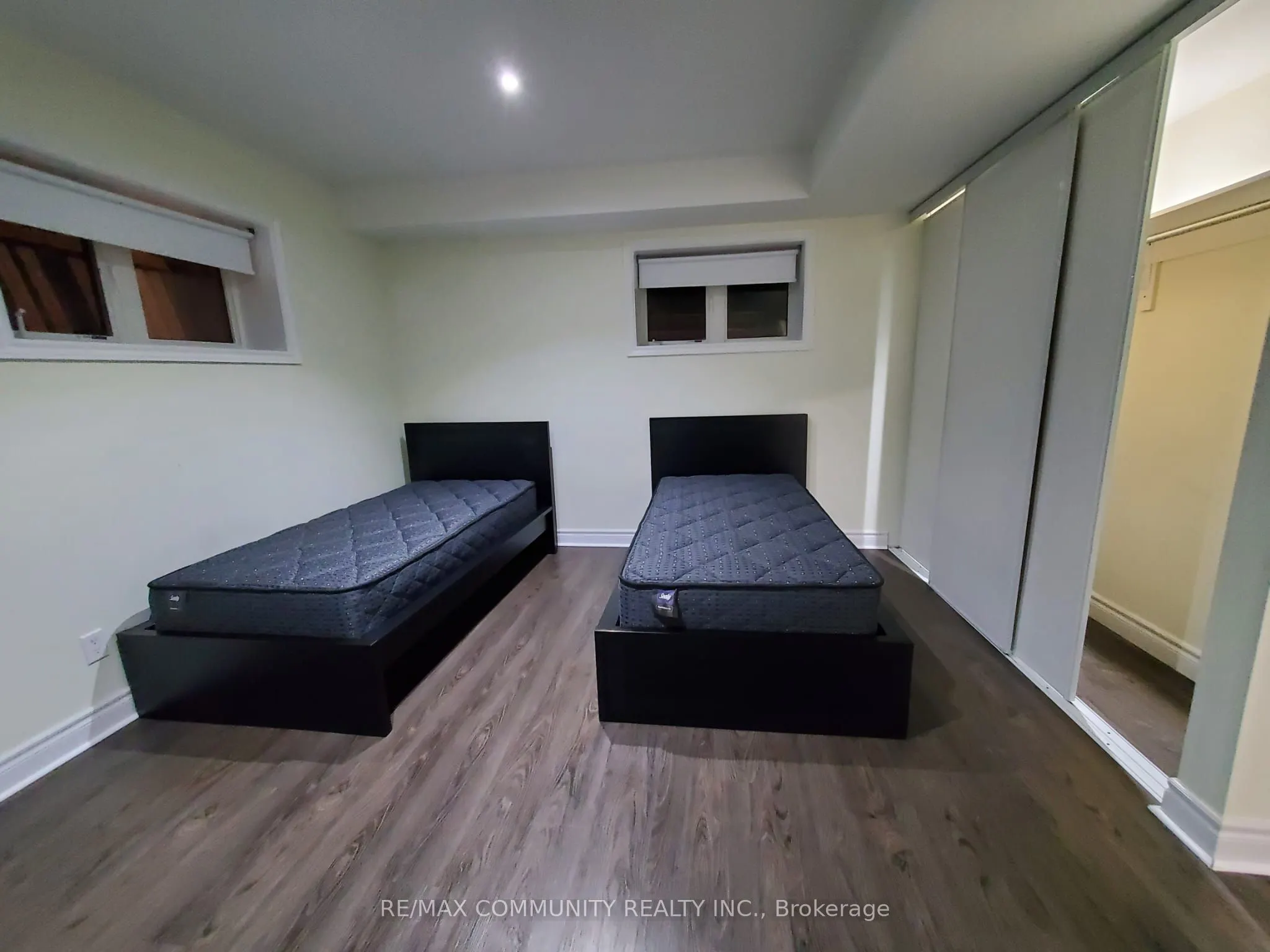 4 Elliottglen Drive #Basement