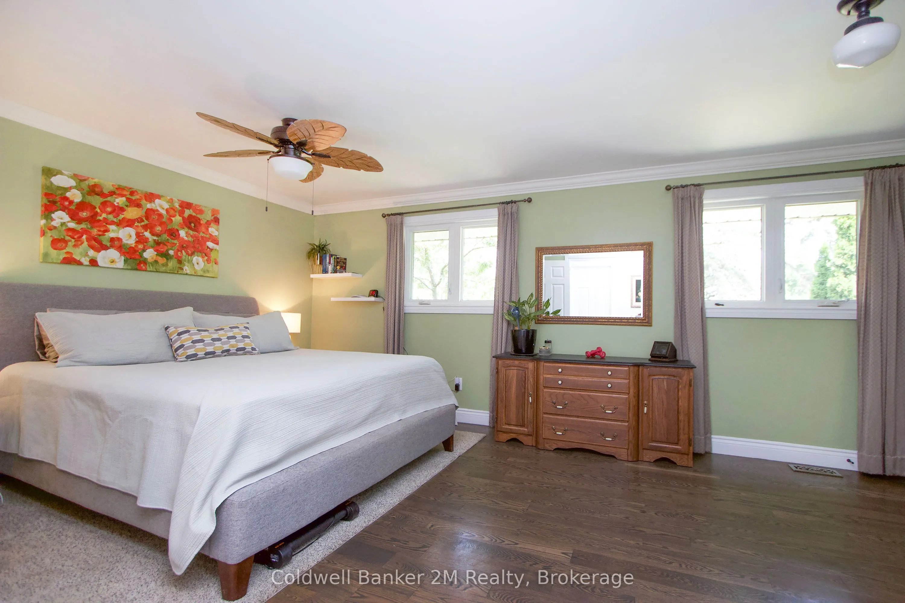 276 Park Road N