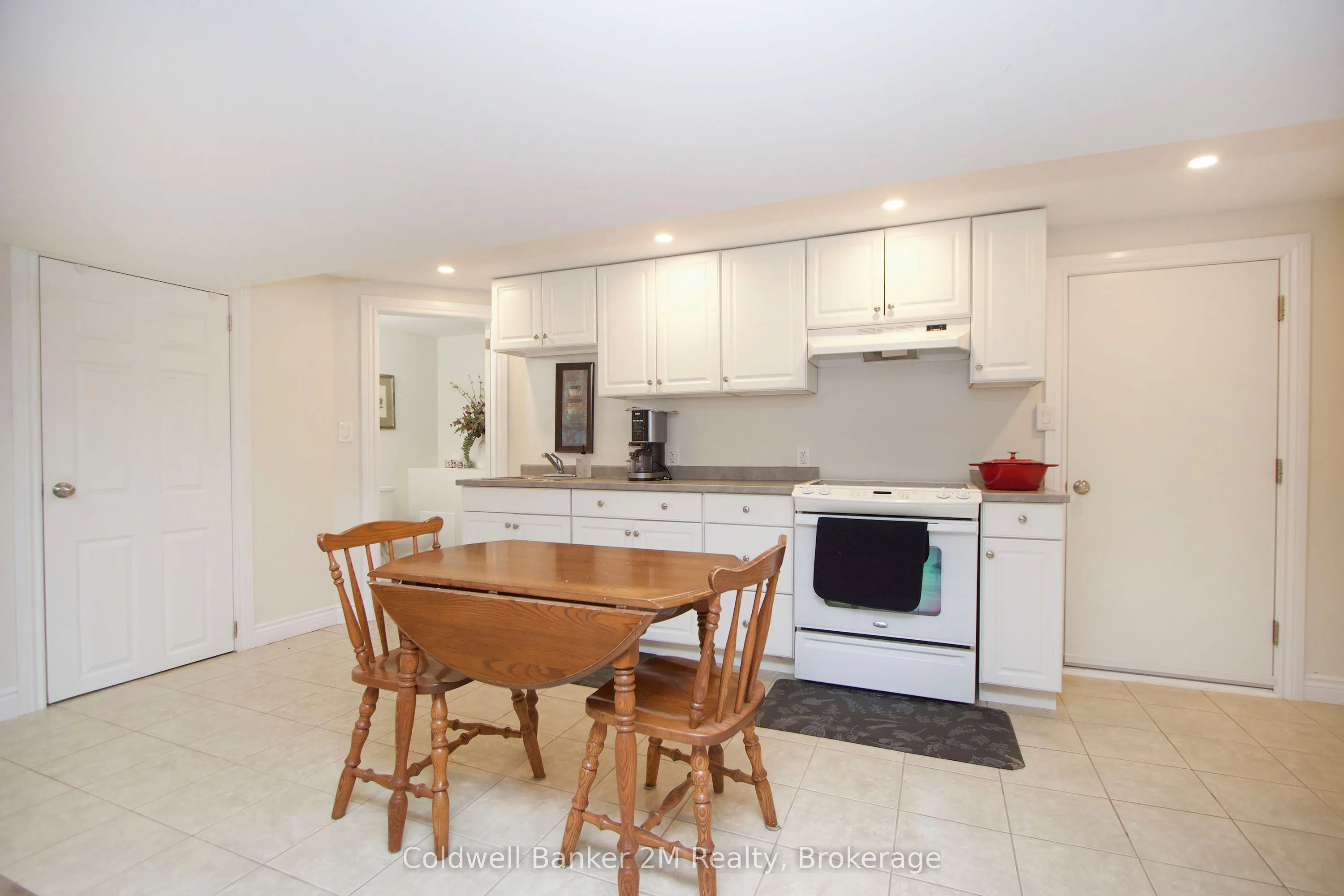 276 Park Road N