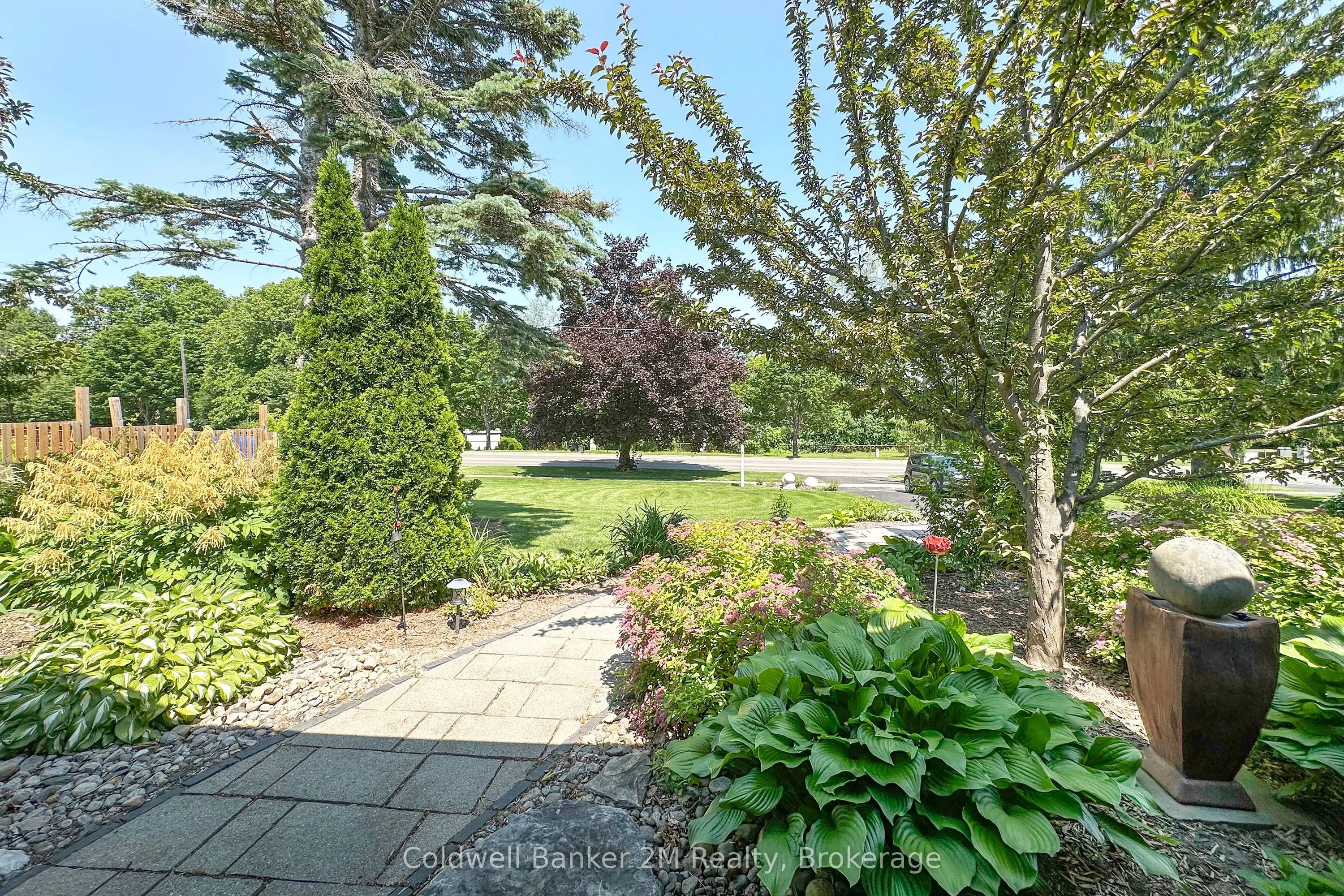 276 Park Road N