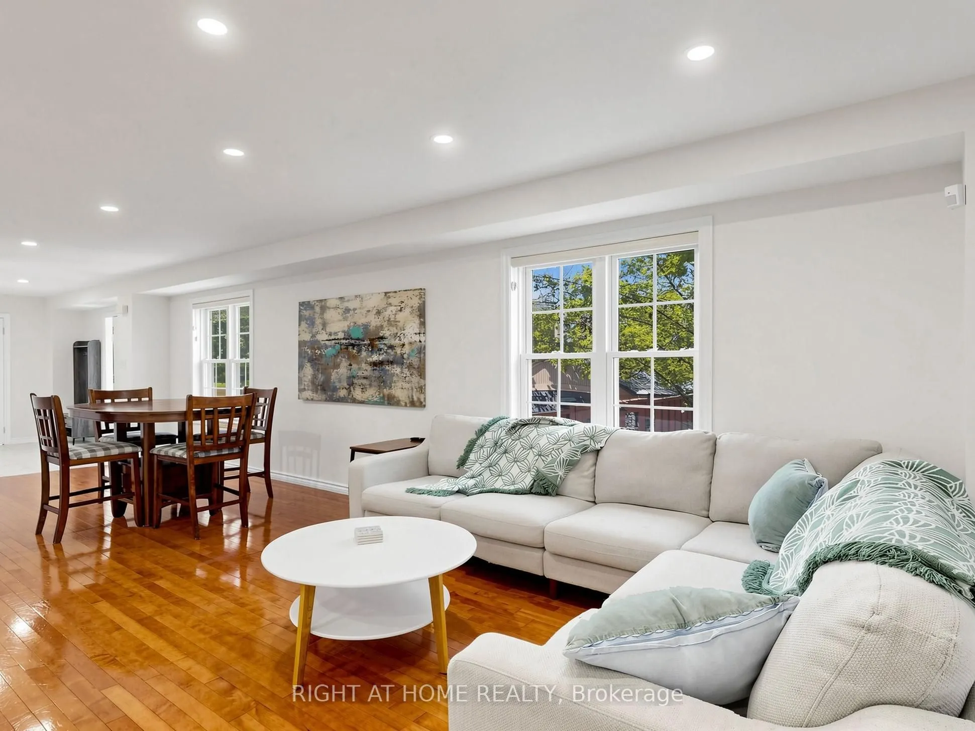25 Teagarden Court