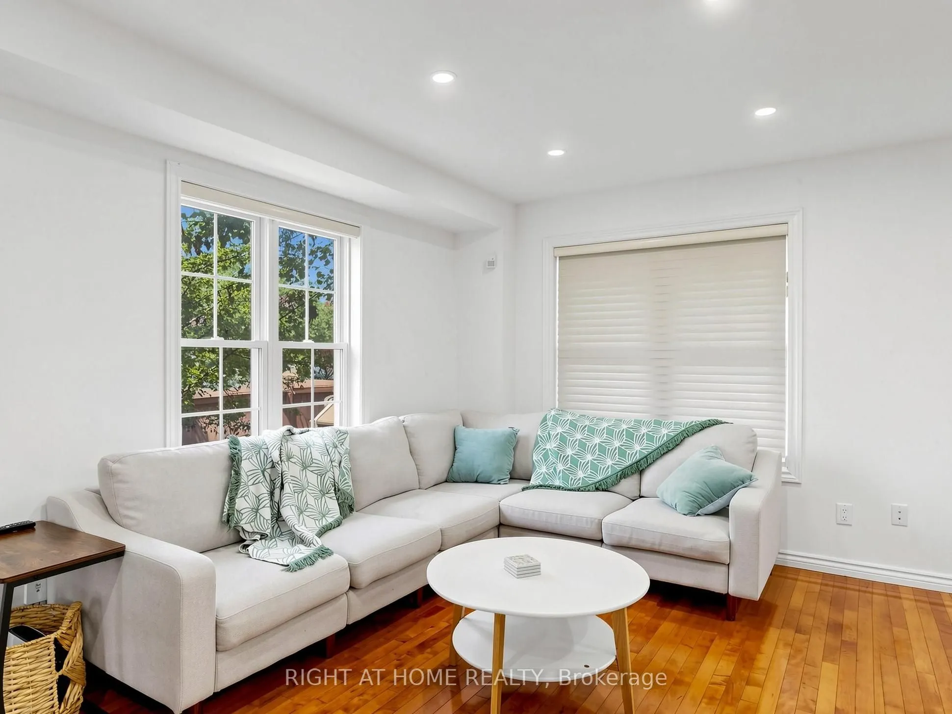 25 Teagarden Court