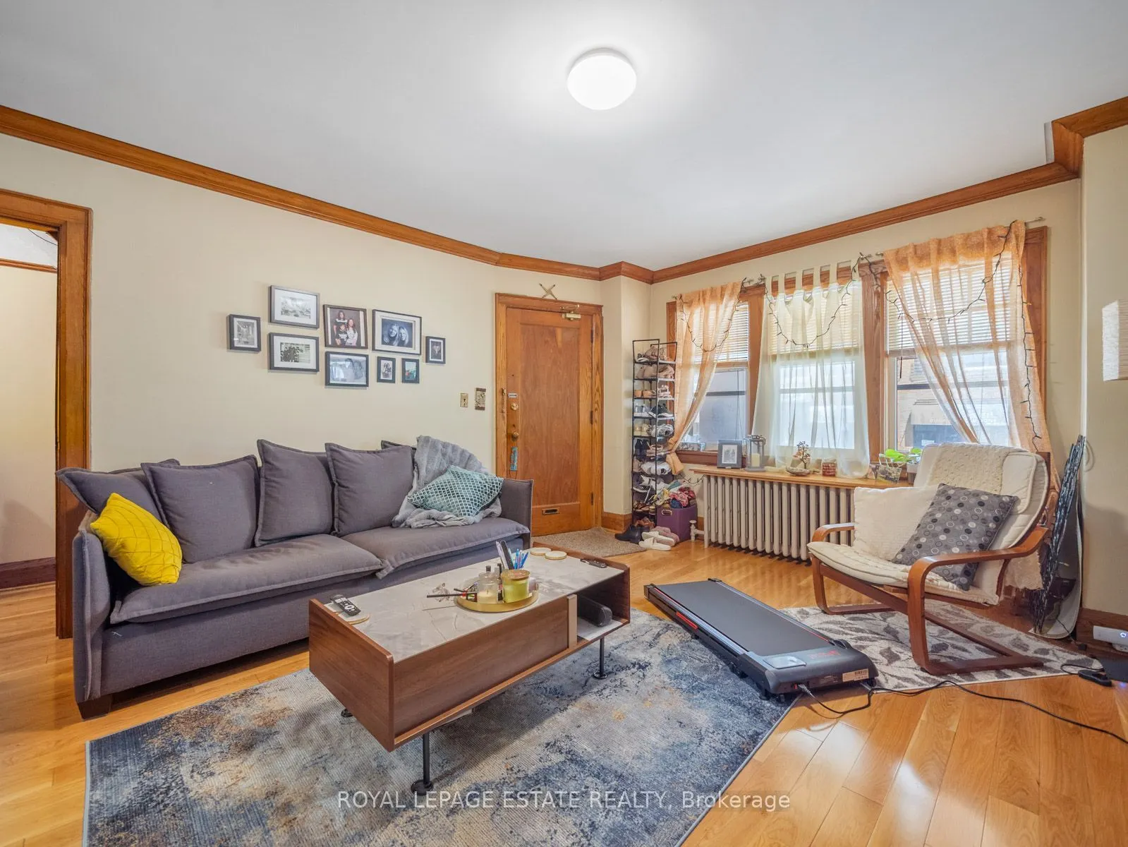 2275 Queen Street E