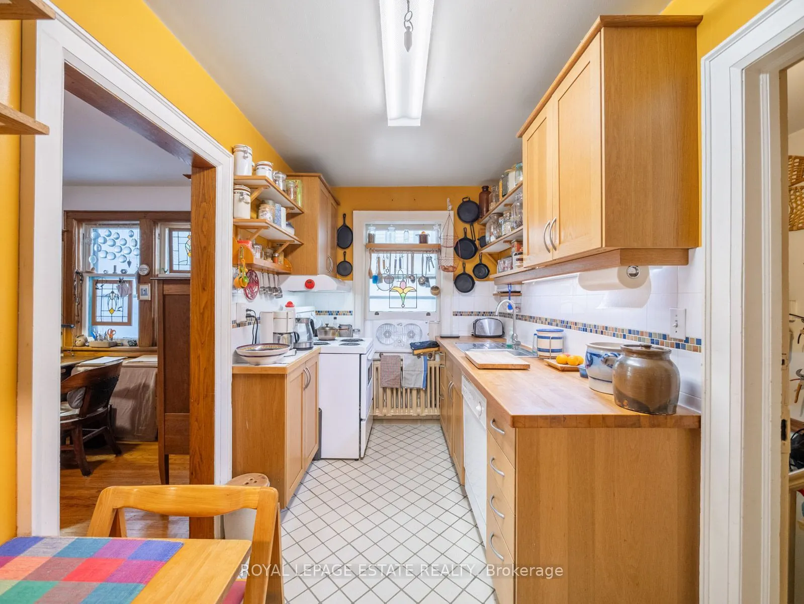 2275 Queen Street E