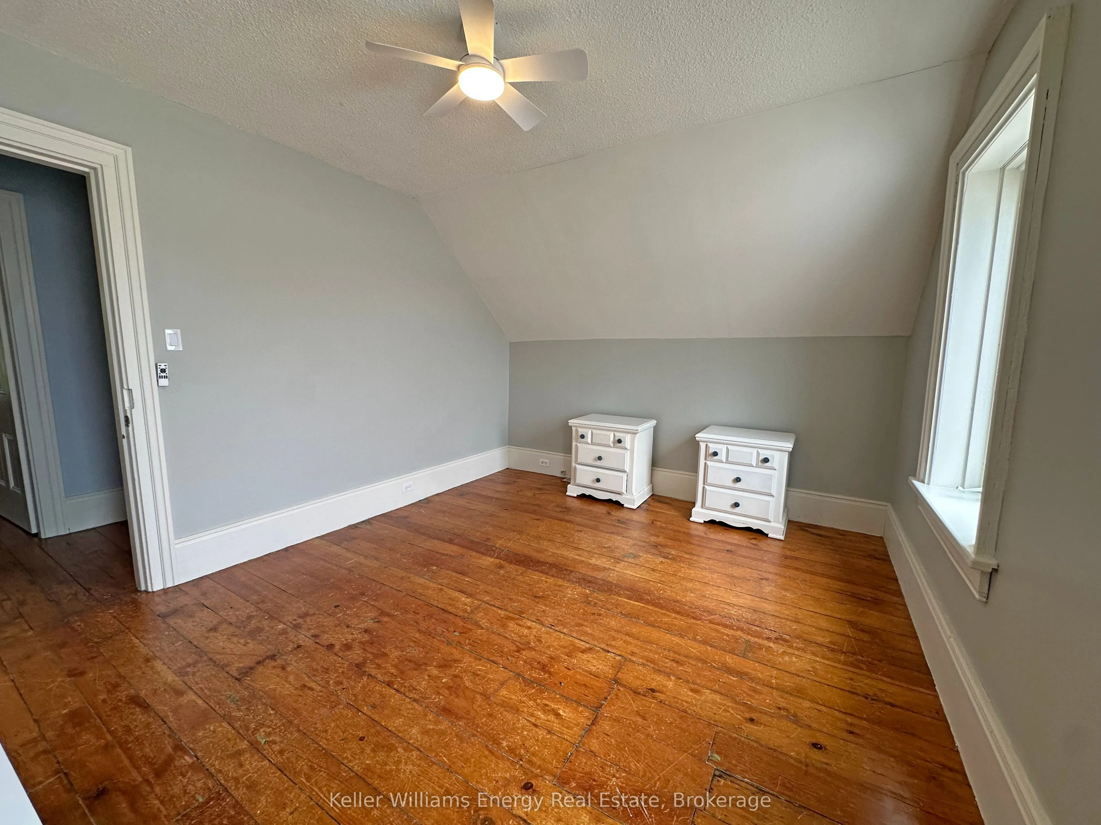 555 Thornton Road S
